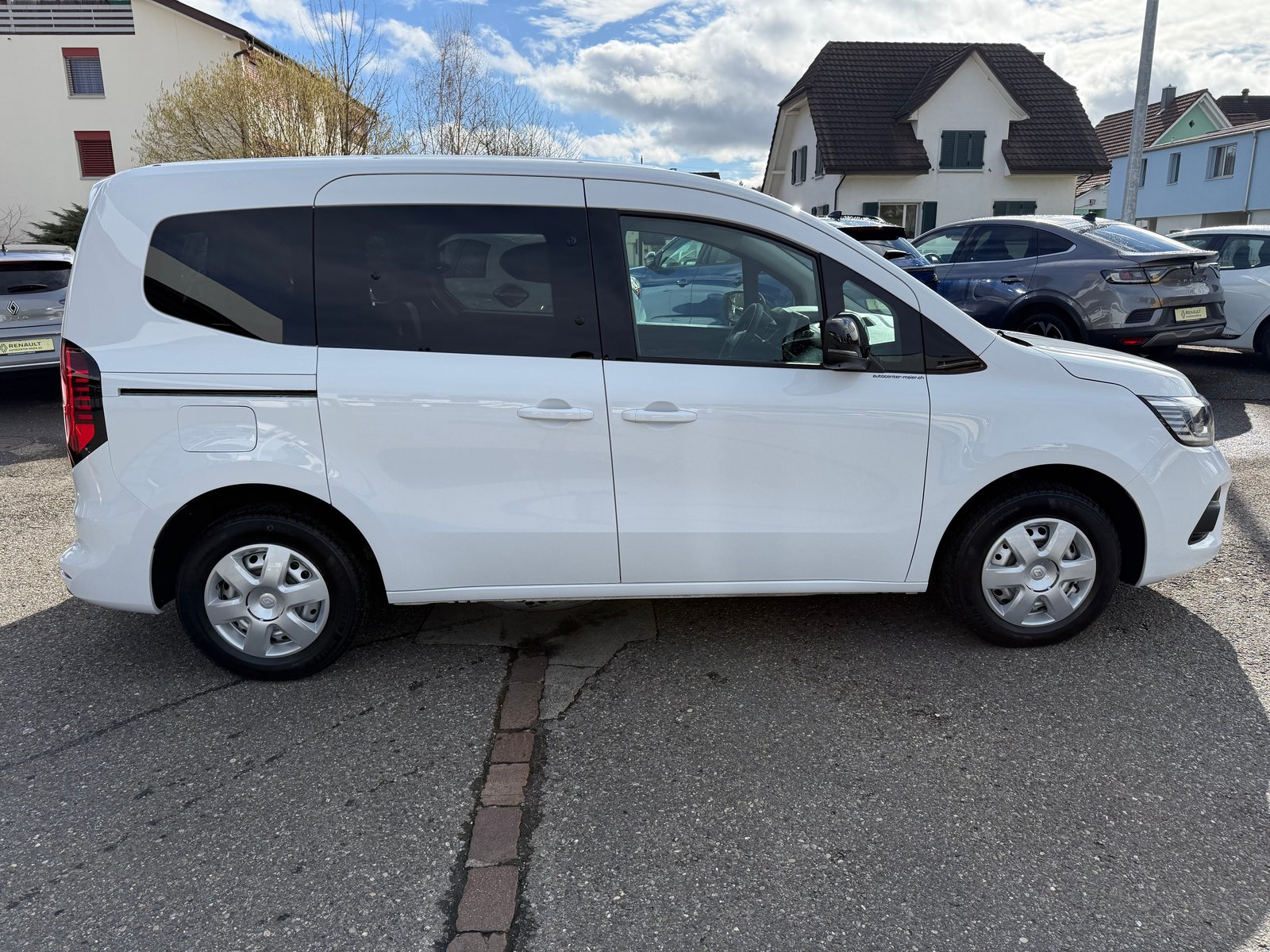 RENAULT Kangoo 1.3 TCe 100 PF Equilibre, Benzin, Occasion / Gebraucht, Handschaltung - 7