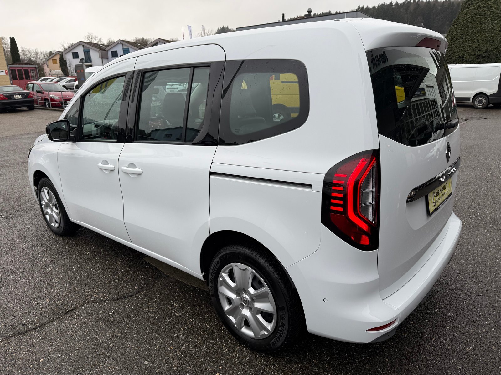RENAULT Kangoo 1.5 dCi 95 Intens, Diesel, Second hand / Used, Manual - 4