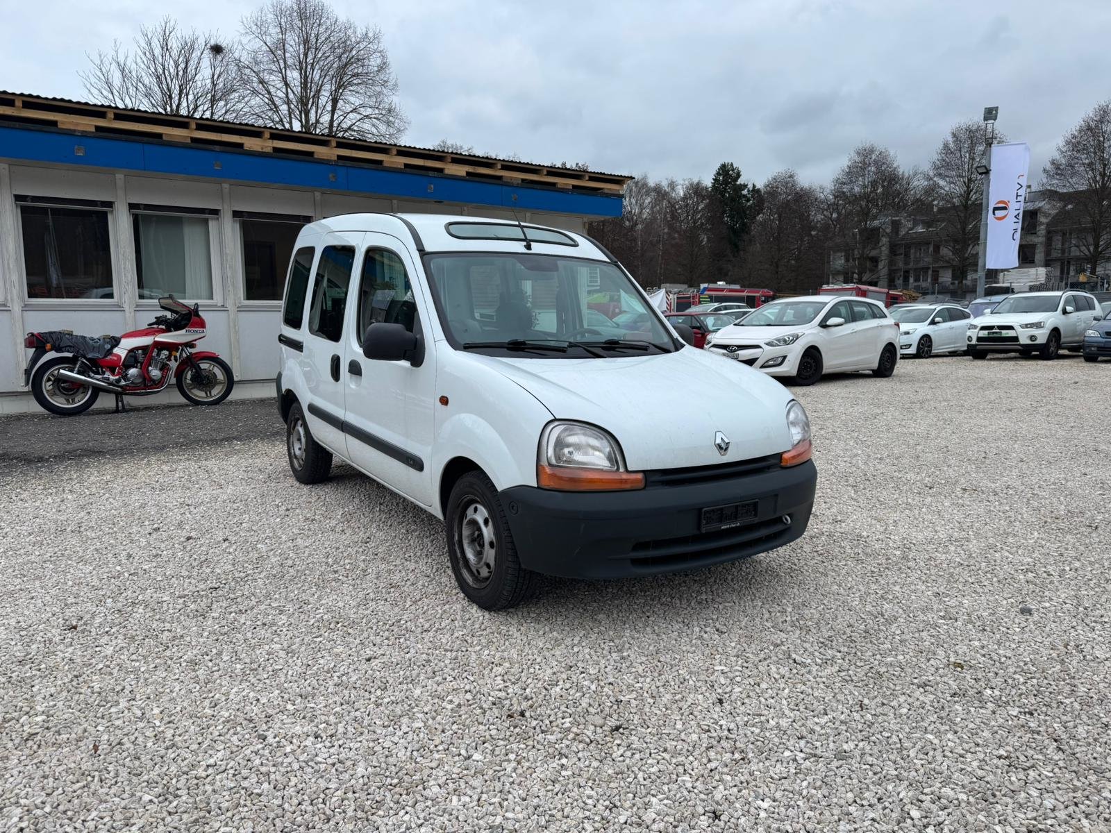 RENAULT Kangoo 1.4 RXE Alizé Automatic, Petrol, Second hand / Used, Automatic - 3