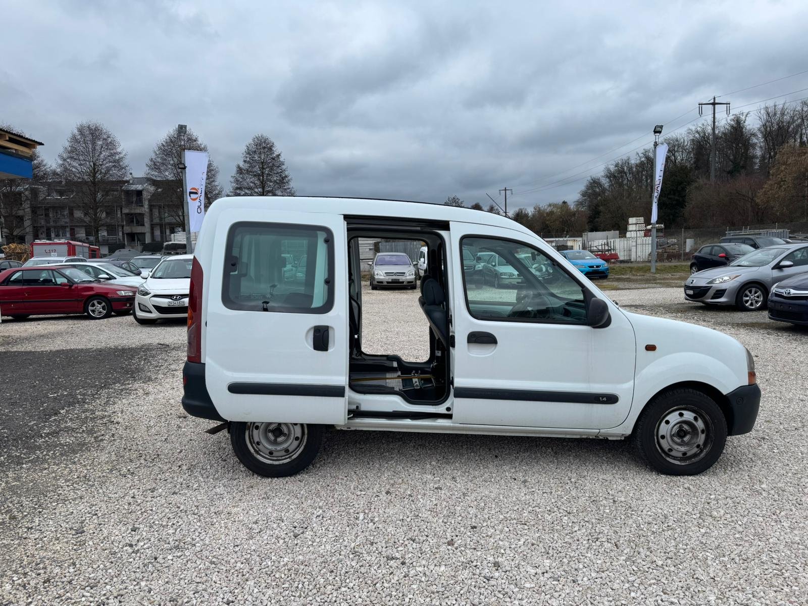 RENAULT Kangoo 1.4 RXE Alizé Automatic, Petrol, Second hand / Used, Automatic - 5