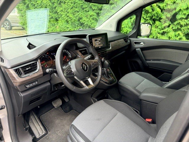 RENAULT Kangoo Kombi 1.3 TCe equilibre, Petrol, Second hand / Used, Manual - 6