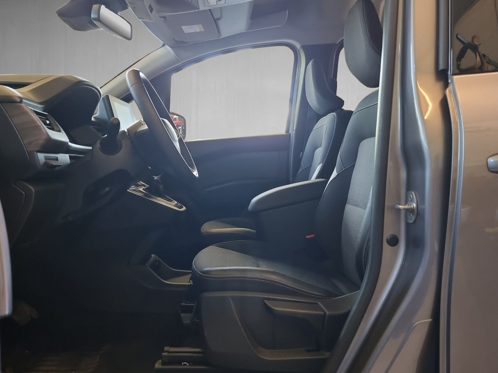 RENAULT Grand Kangoo Kombi 1.3 TCe 130 techno 7 Plätze, Essence, Occasion / Utilisé, Automatique - 7