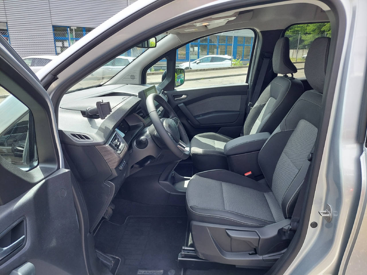 RENAULT Grand Kangoo Kombi techno EV45 22kW ohne CCS, Elektro, Occasion / Gebraucht, Automatik - 6