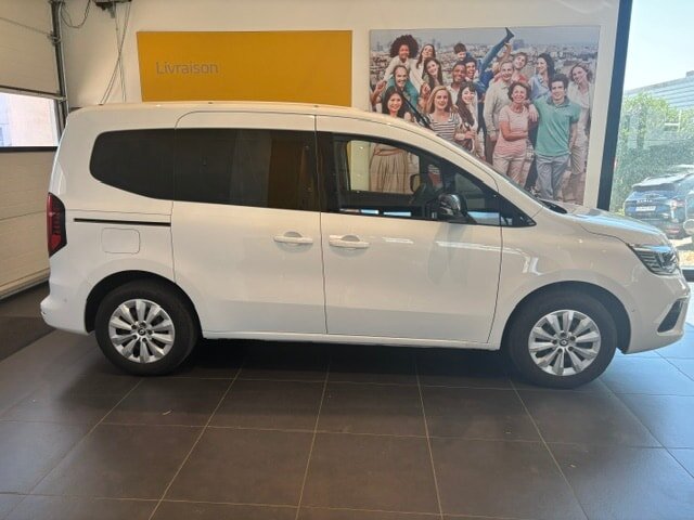 RENAULT Kangoo 1.3 TCe 100 PF Equilibre, Benzin, Occasion / Gebraucht, Handschaltung - 2