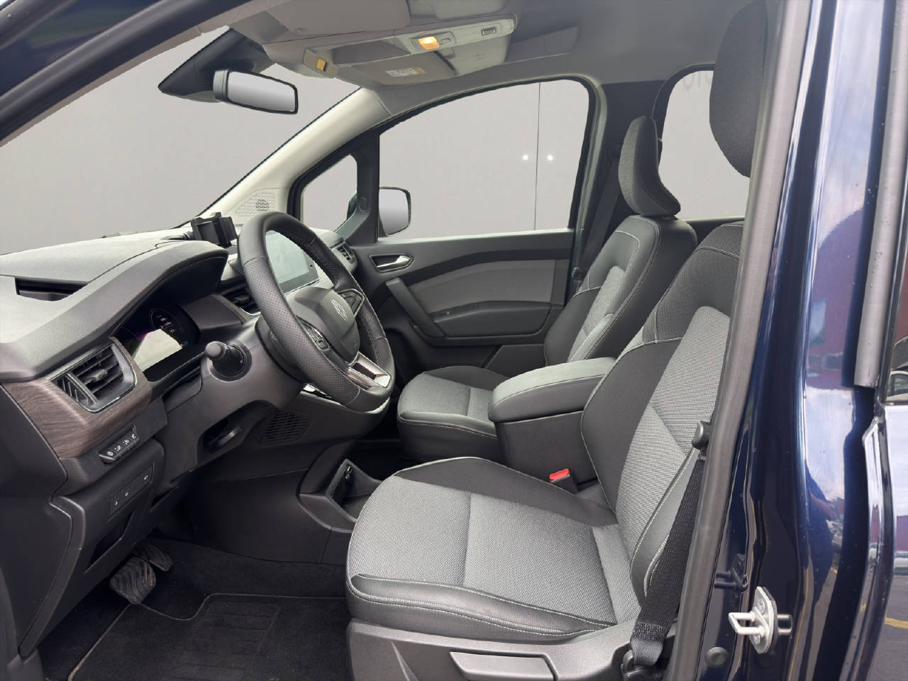 RENAULT Grand Kangoo Kombi techno EV45, Electric, Ex-demonstrator, Automatic - 4