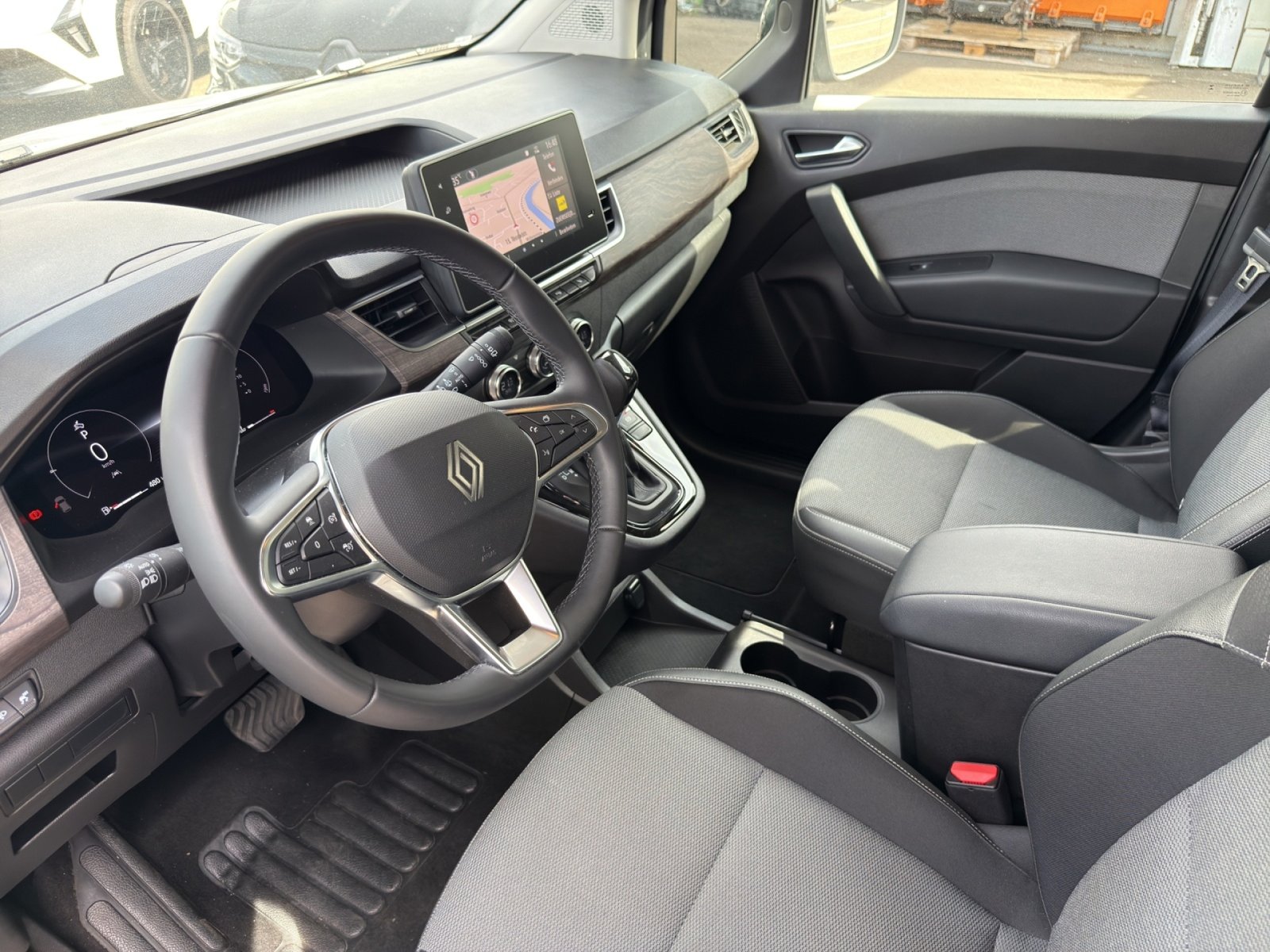 RENAULT Grand Kangoo Kombi 1.3 TCe 130 techno, Benzina, Auto dimostrativa, Automatico - 5