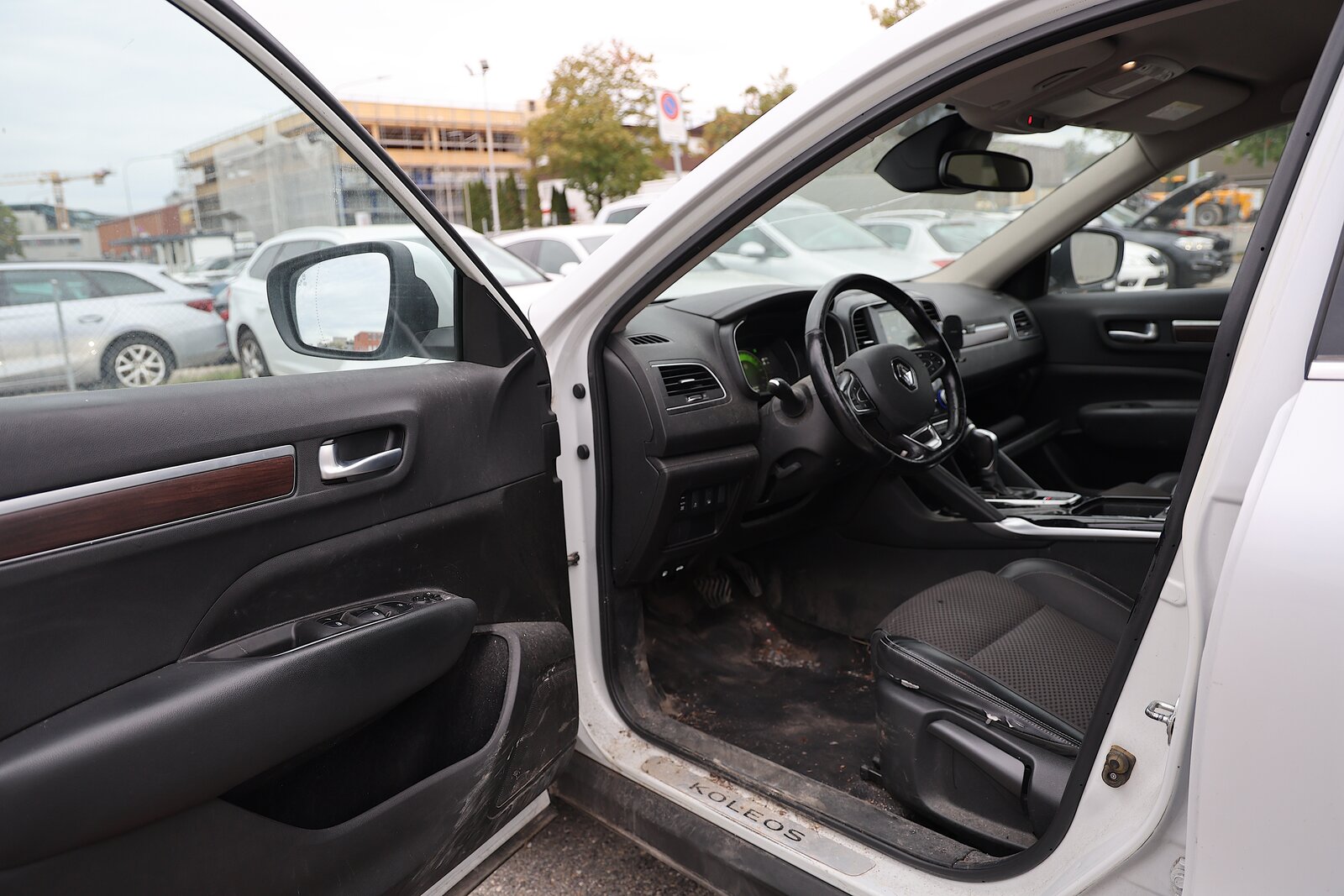 RENAULT Koleos 2.0 dCi 4x4 Xtronic CVT, Diesel, Occasion / Gebraucht, Automatik - 7