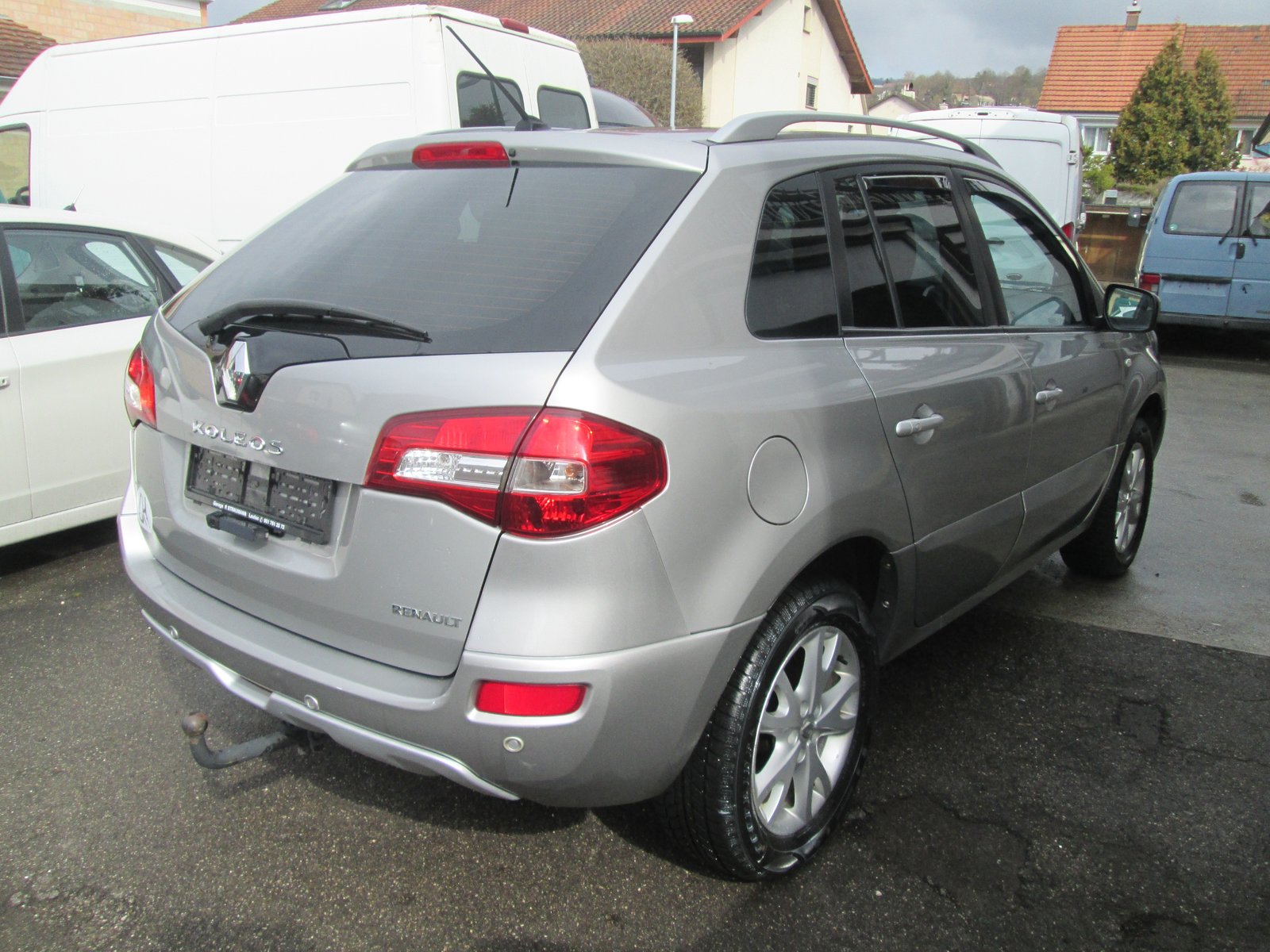 RENAULT Koleos 2.5 Dynamique 4x4, Essence, Occasion / Utilisé, Manuelle - 4