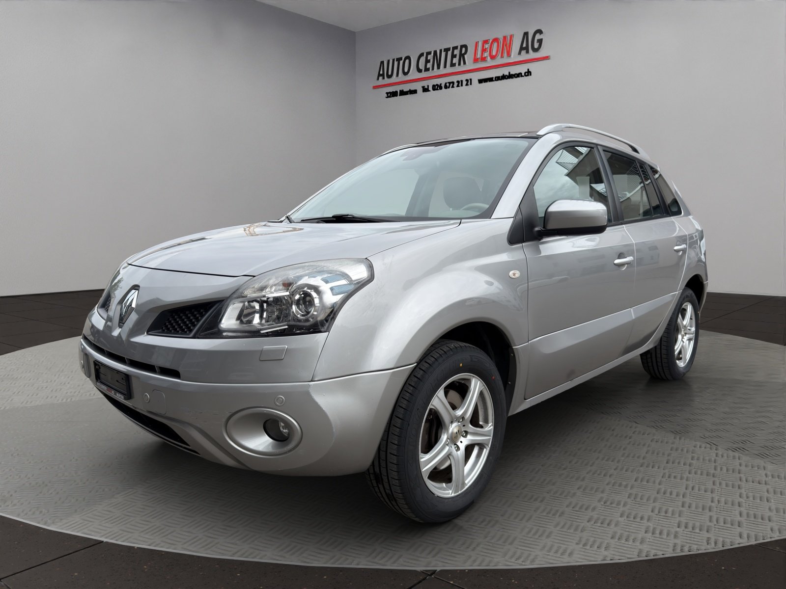 RENAULT Koleos 2.5 Dynamique Luxe 4x4, Benzin, Occasion / Gebraucht, Handschaltung - 2