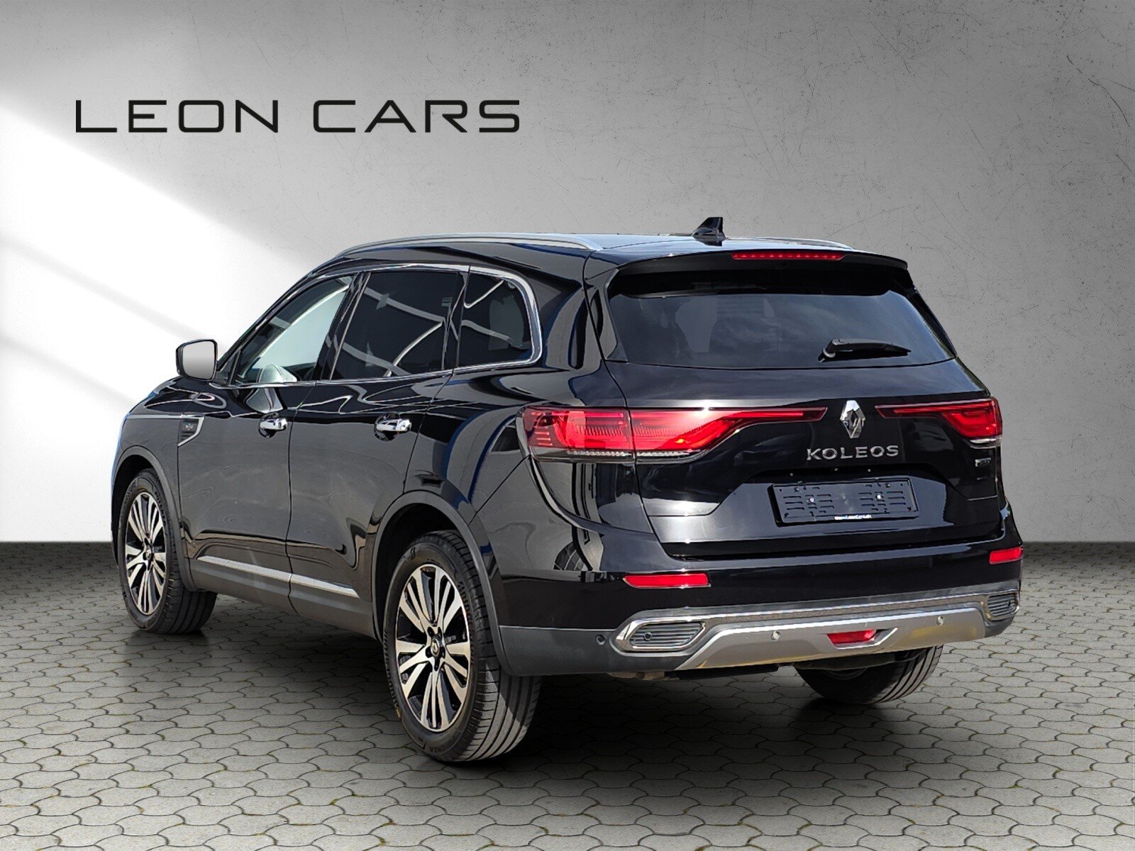 RENAULT Koleos 2.0 dCi Initiale Paris 4WD Xtronic CVT mit AH, Diesel, Occasion / Gebraucht, Automatik - 7