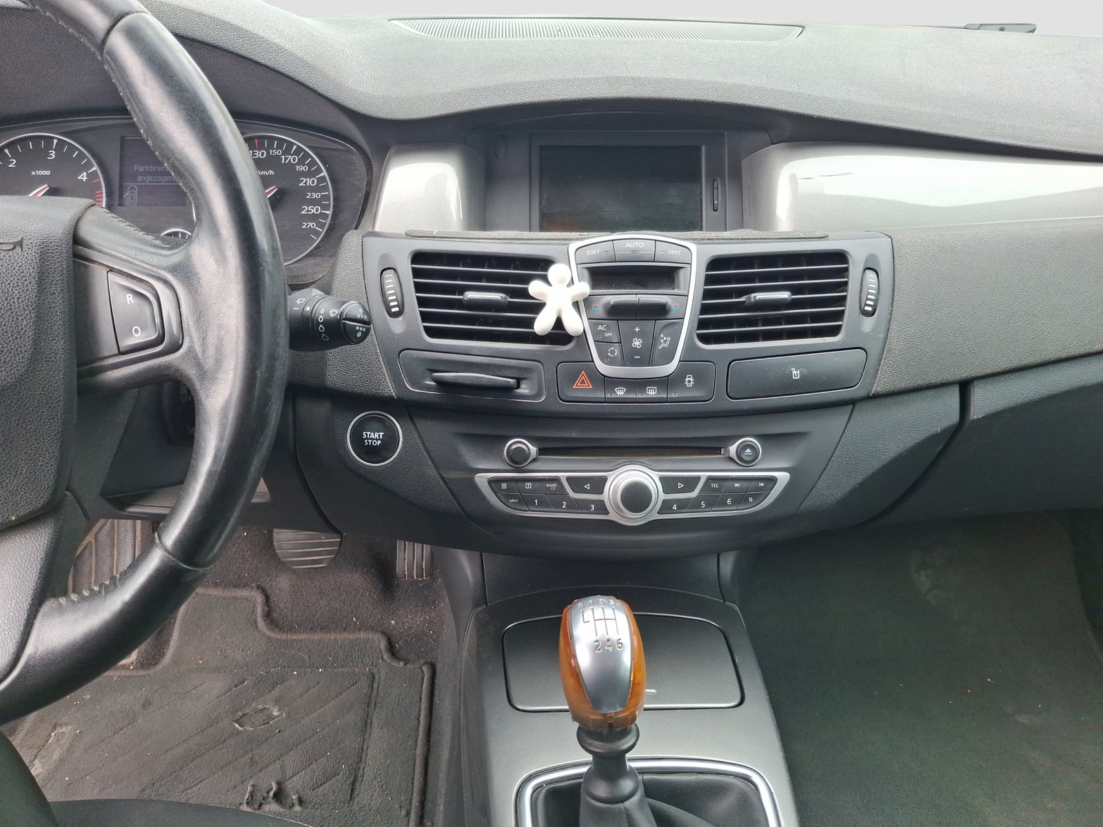 RENAULT Laguna Grandtour 1.5 dCi Dynamique, Diesel, Second hand / Used, Manual - 6