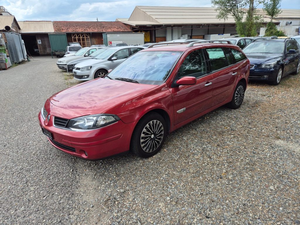 RENAULT LAGUNA 2.2 dCi FAP Dynamique, Diesel, Second hand / Used, Automatic - 3