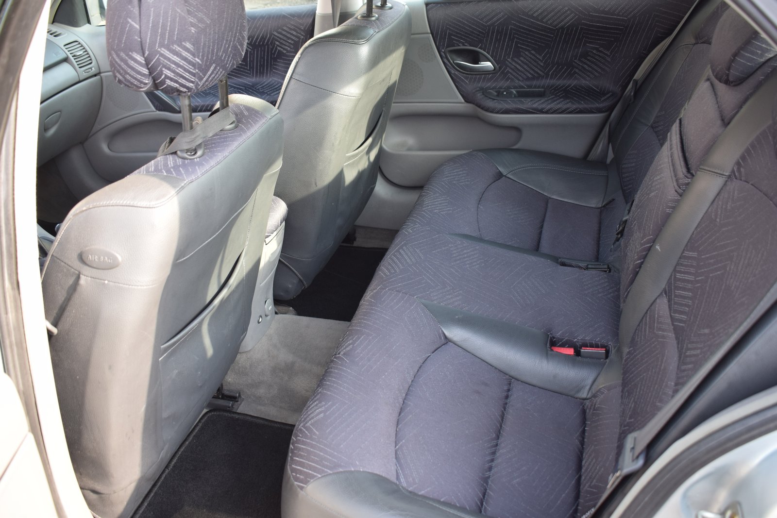 RENAULT Laguna 2.0 16V Expression, Petrol, Second hand / Used, Manual - 4