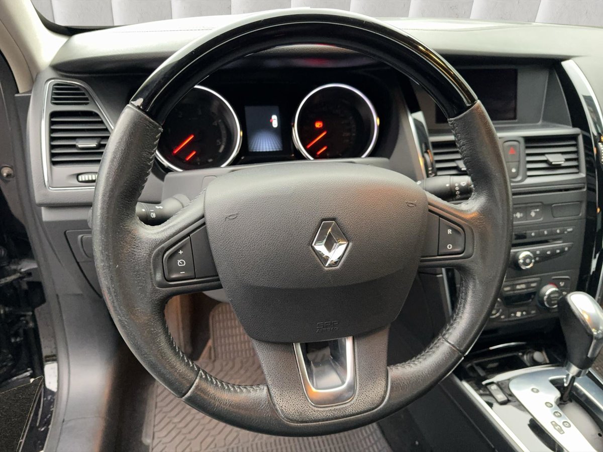 RENAULT Latitude 3.0 dCi Initiale active-shift, Diesel, Second hand / Used, Automatic - 7