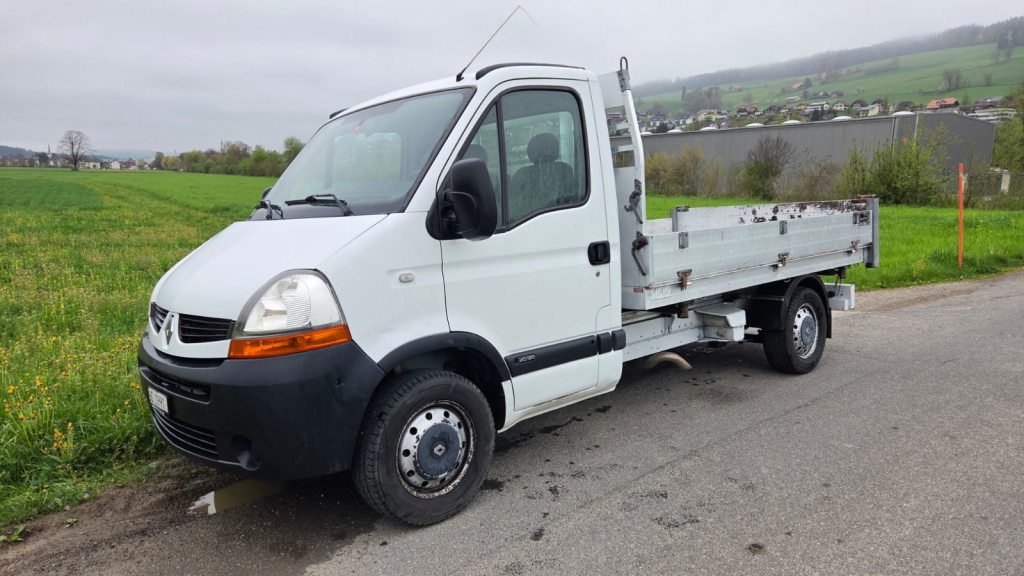 RENAULT MASTER 2.5 dCi 120, Diesel, Occasion / Gebraucht, Handschaltung - 2