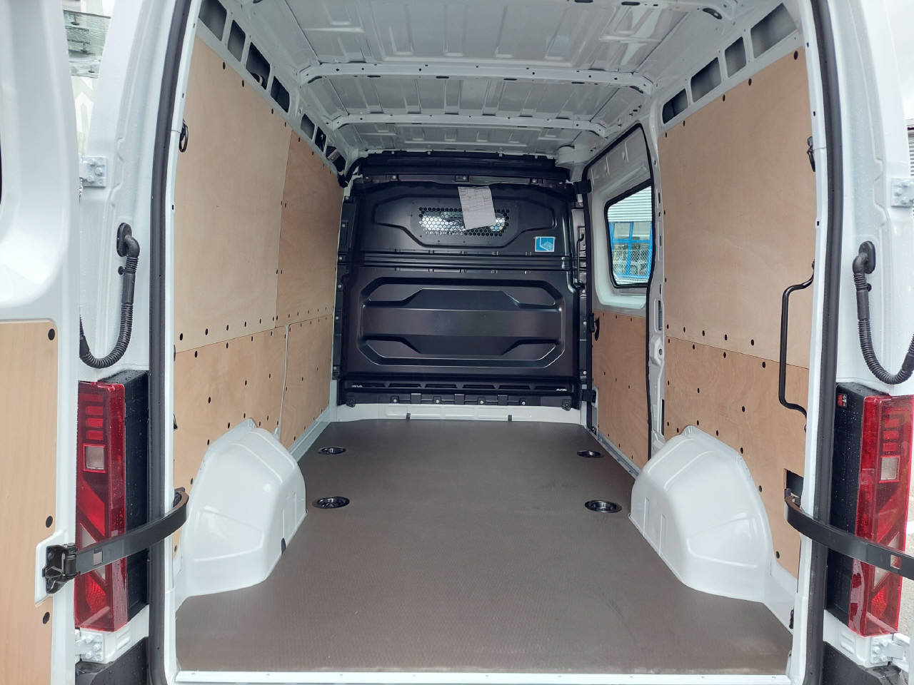 RENAULT Master Kaw. 3.5 t L2H2 2.0 Blue dCi 130, Diesel, New car, Manual - 6