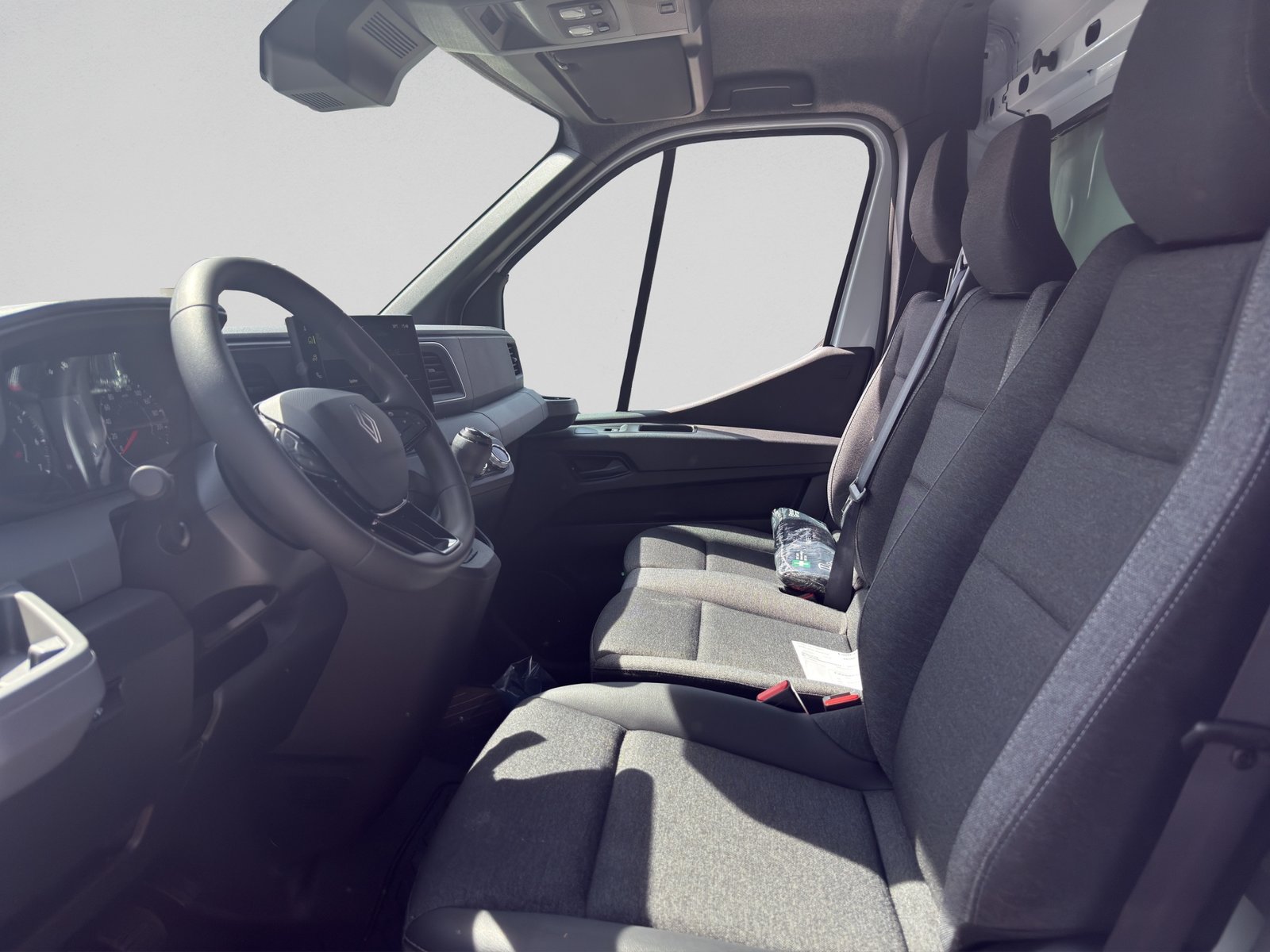 RENAULT Master T35 Blue dCi 150 L3H1 HD Kofferaufbau, Diesel, New car, Manual - 6