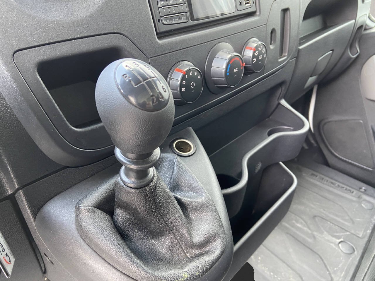 RENAULT Master Kaw. 2.8 t L1H1 2.3 dCi, Diesel, Occasion / Gebraucht, Handschaltung - 6
