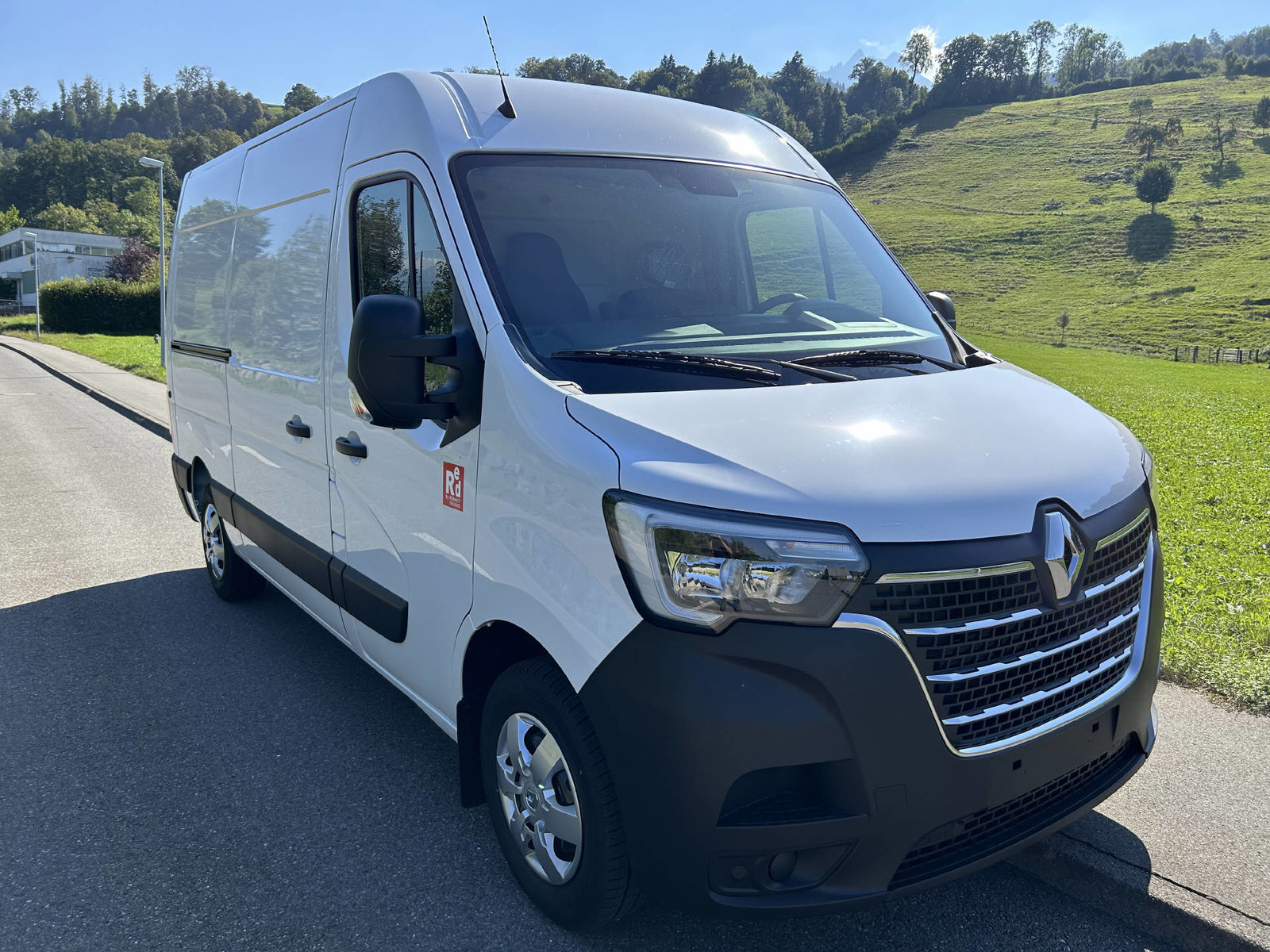 RENAULT Master E-Tech 3.5t EV 52kWh L2H2, Électrique, Occasion / Utilisé, Automatique - 2