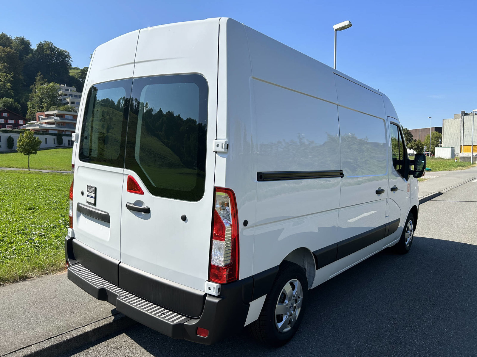 RENAULT Master E-Tech 3.5t EV 52kWh L2H2, Électrique, Occasion / Utilisé, Automatique - 4