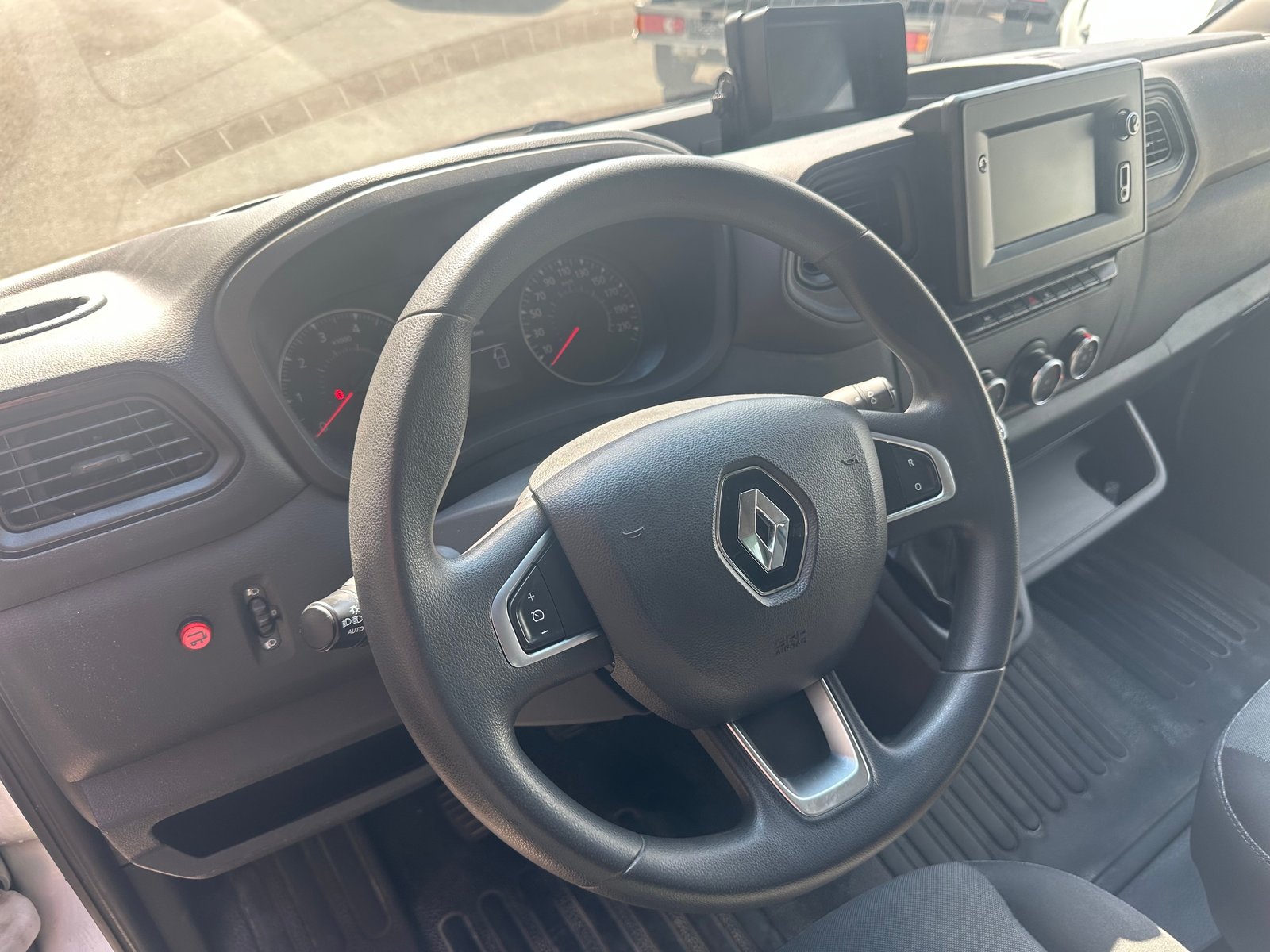 RENAULT Master T35 dCi135 L3, Diesel, Occasion / Utilisé, Manuelle - 6