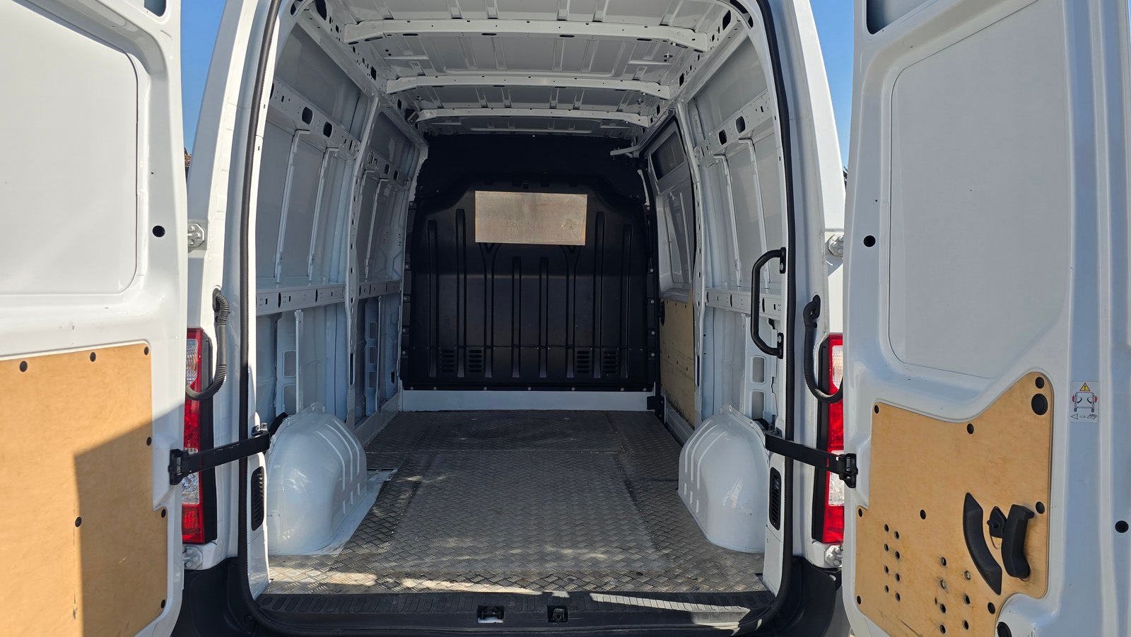 RENAULT Master T35 2.3dCi 135 L2H2, Diesel, Occasion / Utilisé, Manuelle - 5