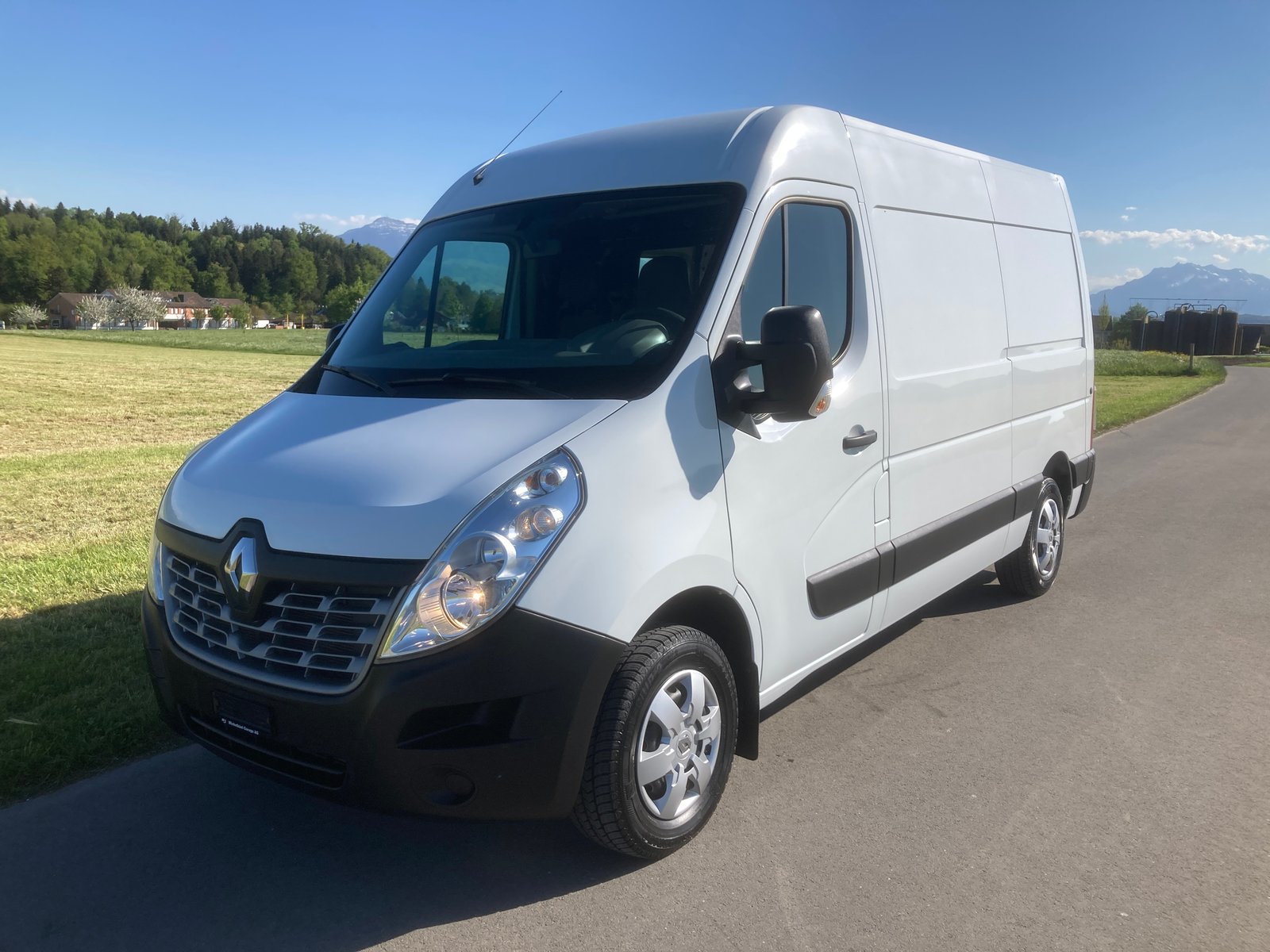 RENAULT Master T35 2.3dCi 130 L2H2