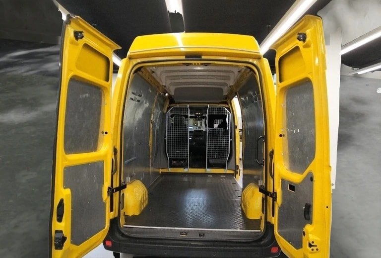 RENAULT Master T35 2.3dCi 135 L3H3, Diesel, Occasion / Gebraucht, Handschaltung - 4