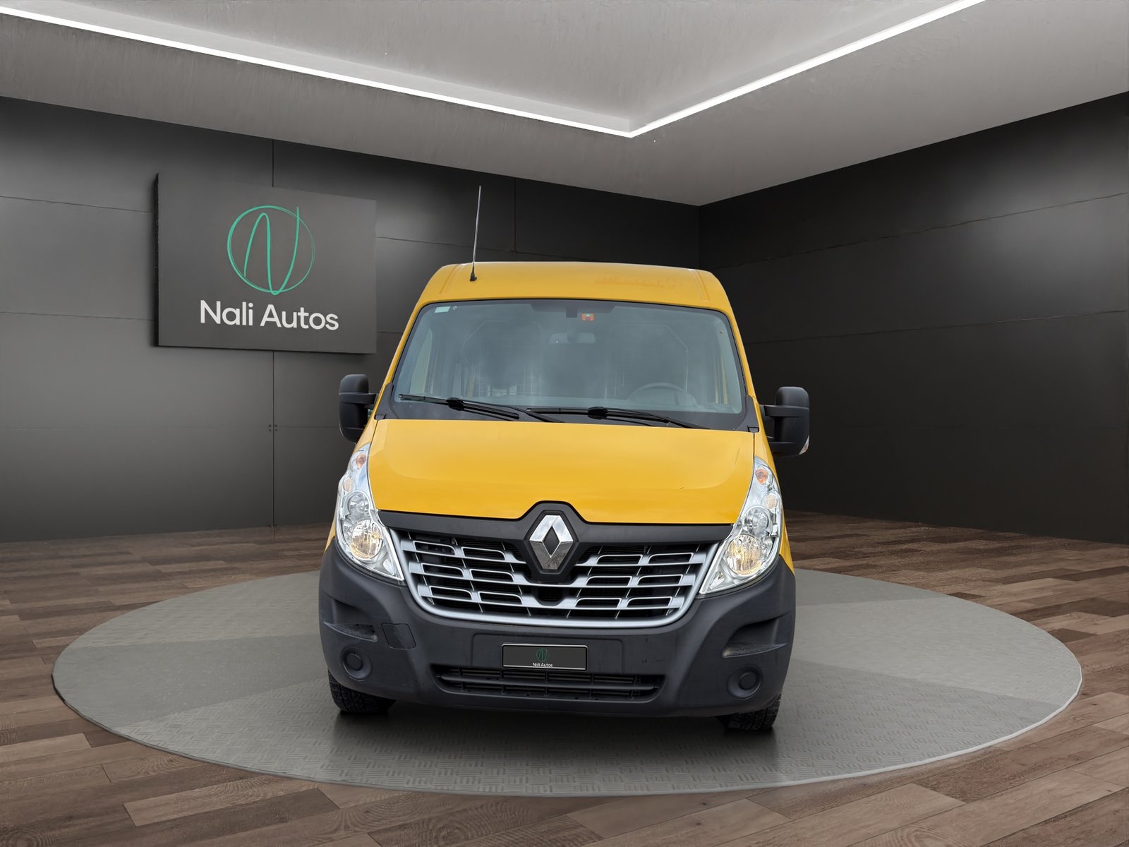 RENAULT Master T35 2.3dCi 130 L3H2, Diesel, Second hand / Used, Manual - 2