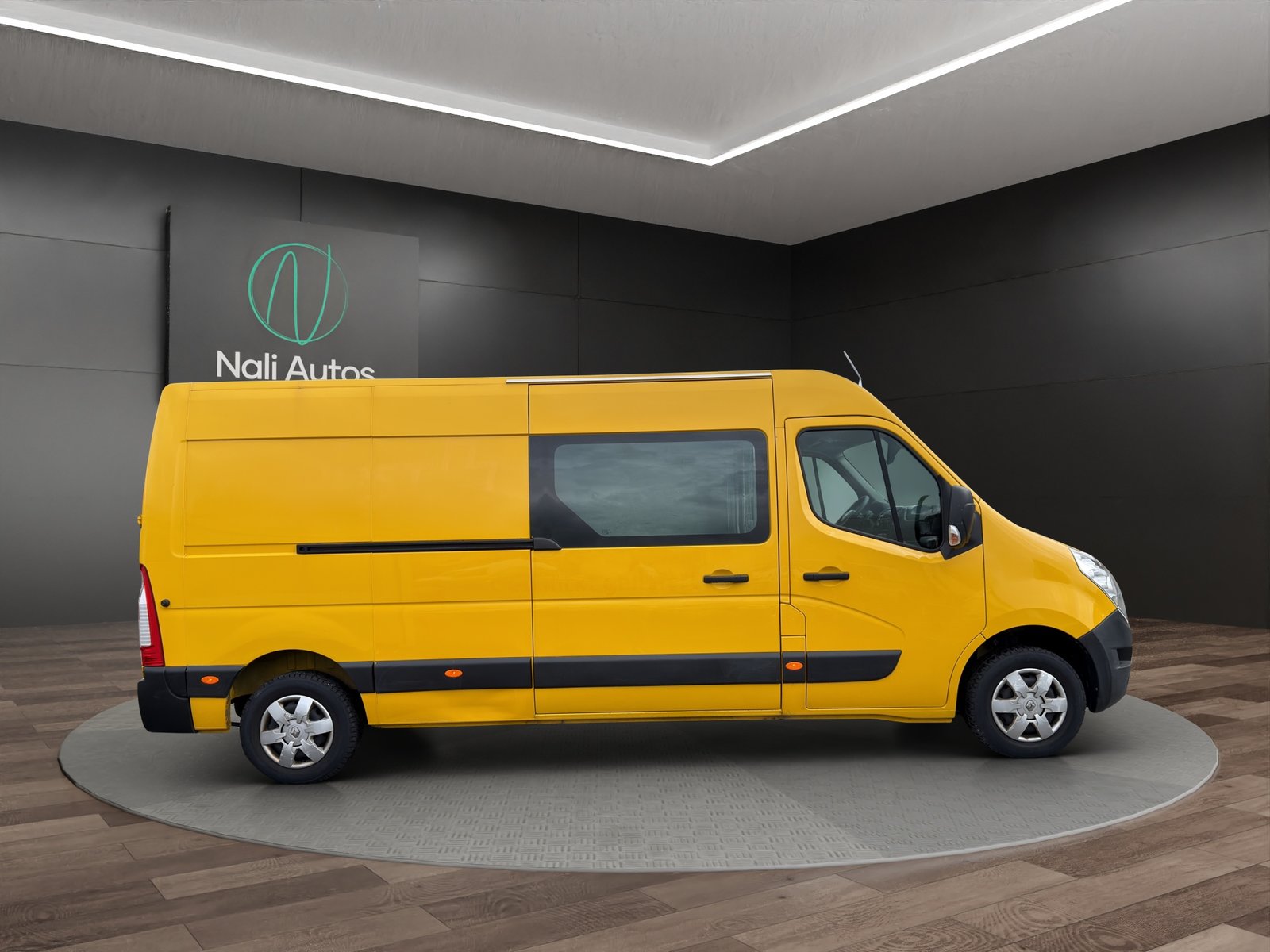 RENAULT Master T35 2.3dCi 130 L3H2, Diesel, Second hand / Used, Manual - 4