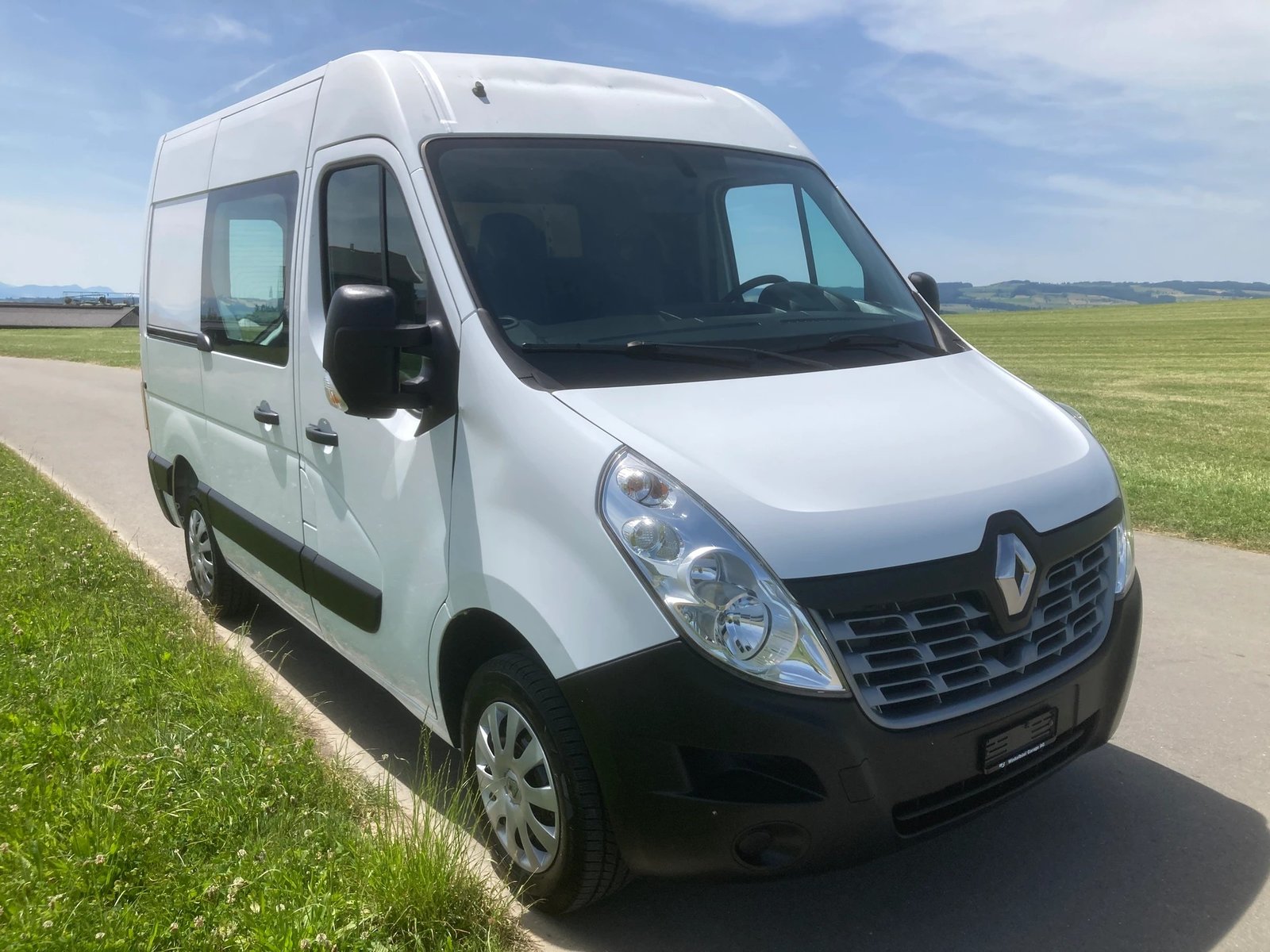 RENAULT Master T33 2.3dCi 110 L1H2, Diesel, Second hand / Used, Manual - 2