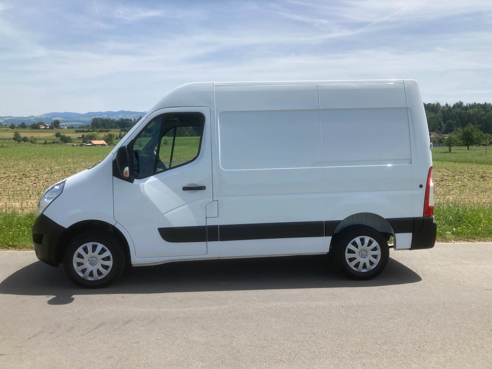 RENAULT Master T33 2.3dCi 110 L1H2, Diesel, Second hand / Used, Manual - 5