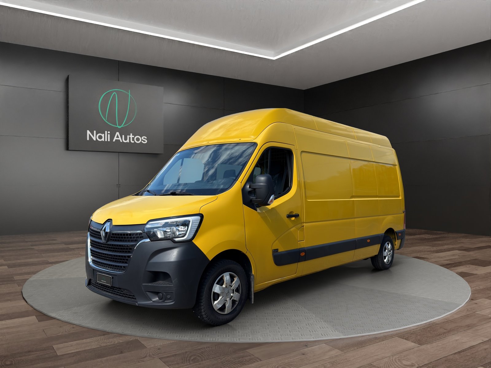 RENAULT Master T35 2.3dCi 135 L3H3, Diesel, Second hand / Used, Manual - 2