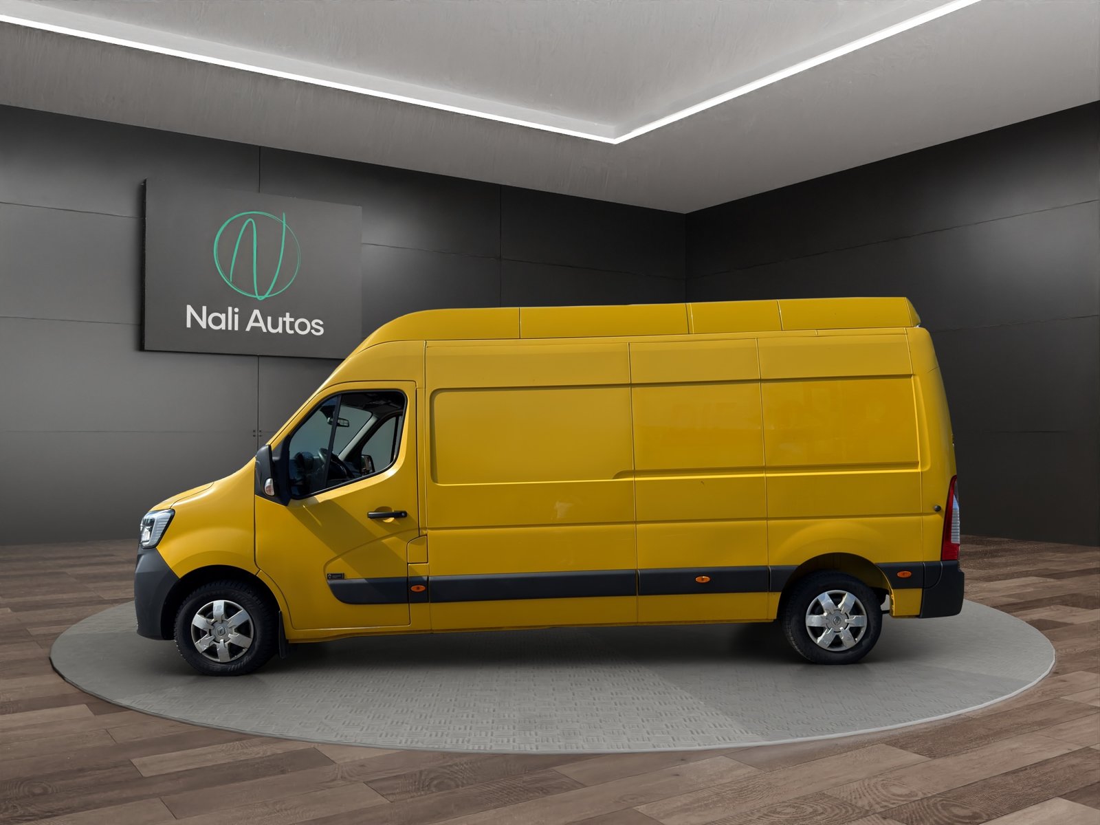 RENAULT Master T35 2.3dCi 135 L3H3, Diesel, Second hand / Used, Manual - 4