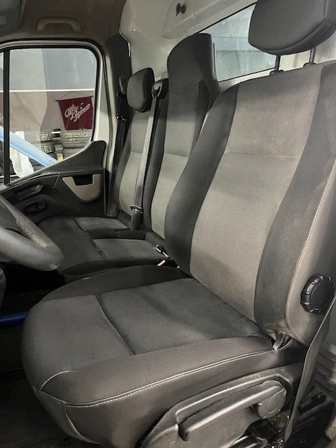 RENAULT Master T35 2.3dCi L2H2, Diesel, Occasion / Gebraucht, Handschaltung - 7