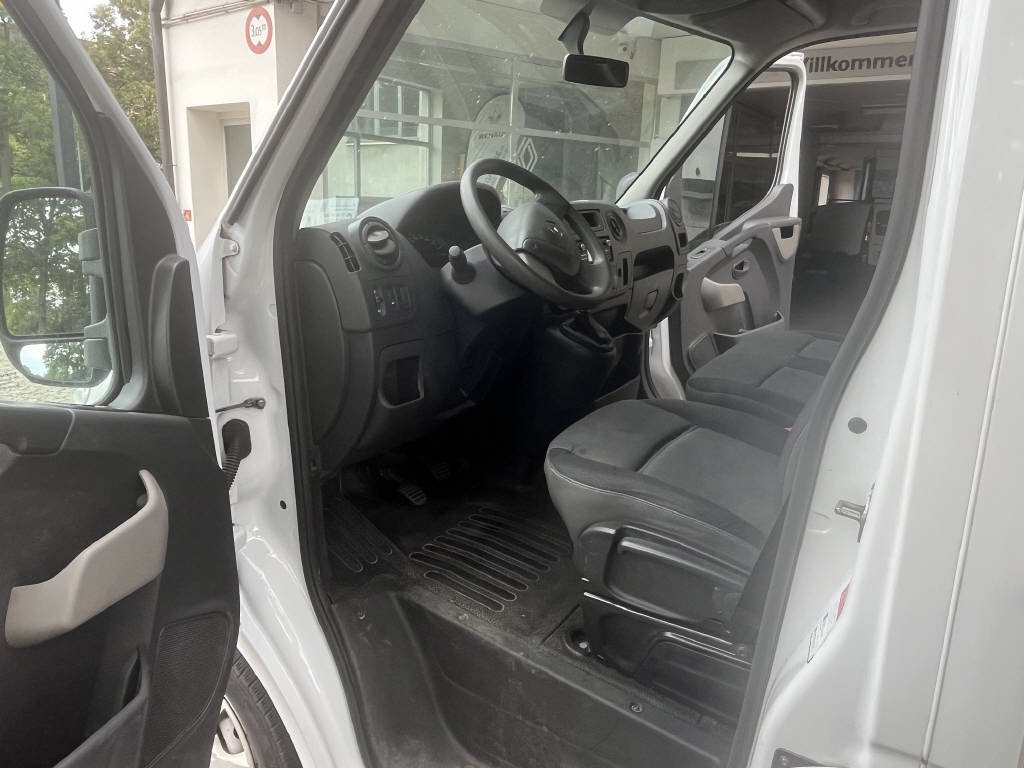 RENAULT Master Kaw. 3.3 t L2H2 2.3 dCi 130, Diesel, Occasion / Utilisé, Manuelle - 7