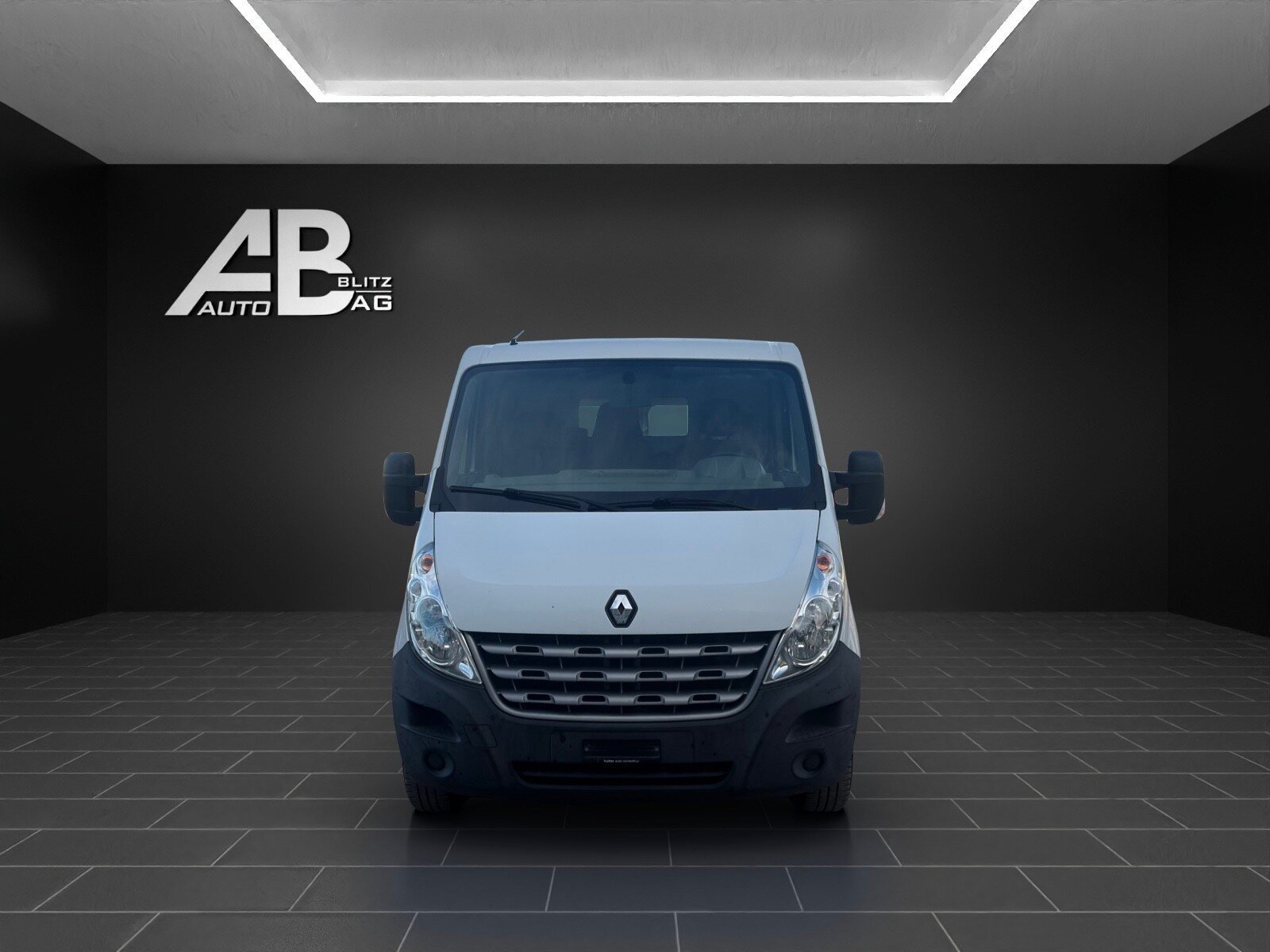 RENAULT Master T28 2.3dCi L1H1