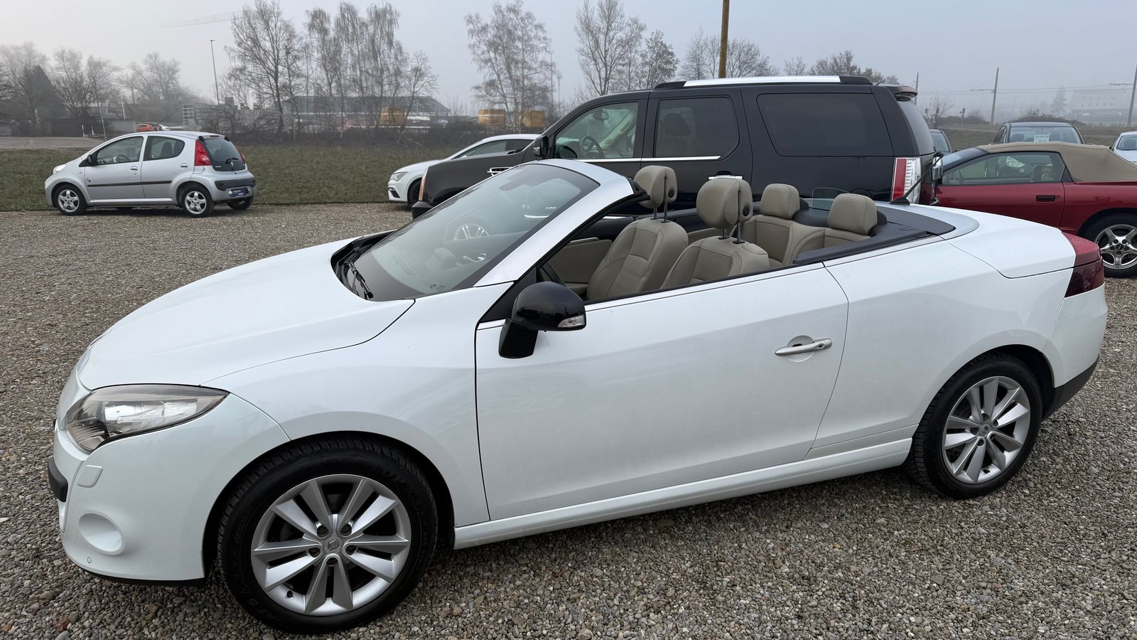 RENAULT Mégane CC 2.0 16V Dynamique CVT, Essence, Occasion / Utilisé, Automatique - 6