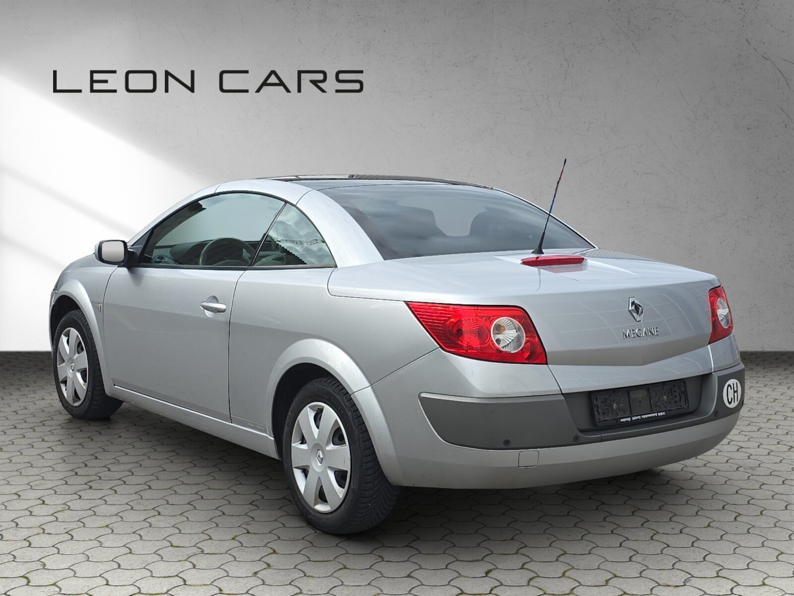 RENAULT Mégane C-C 2.0 16V Automat, Benzin, Occasion / Gebraucht, Automatik - 7