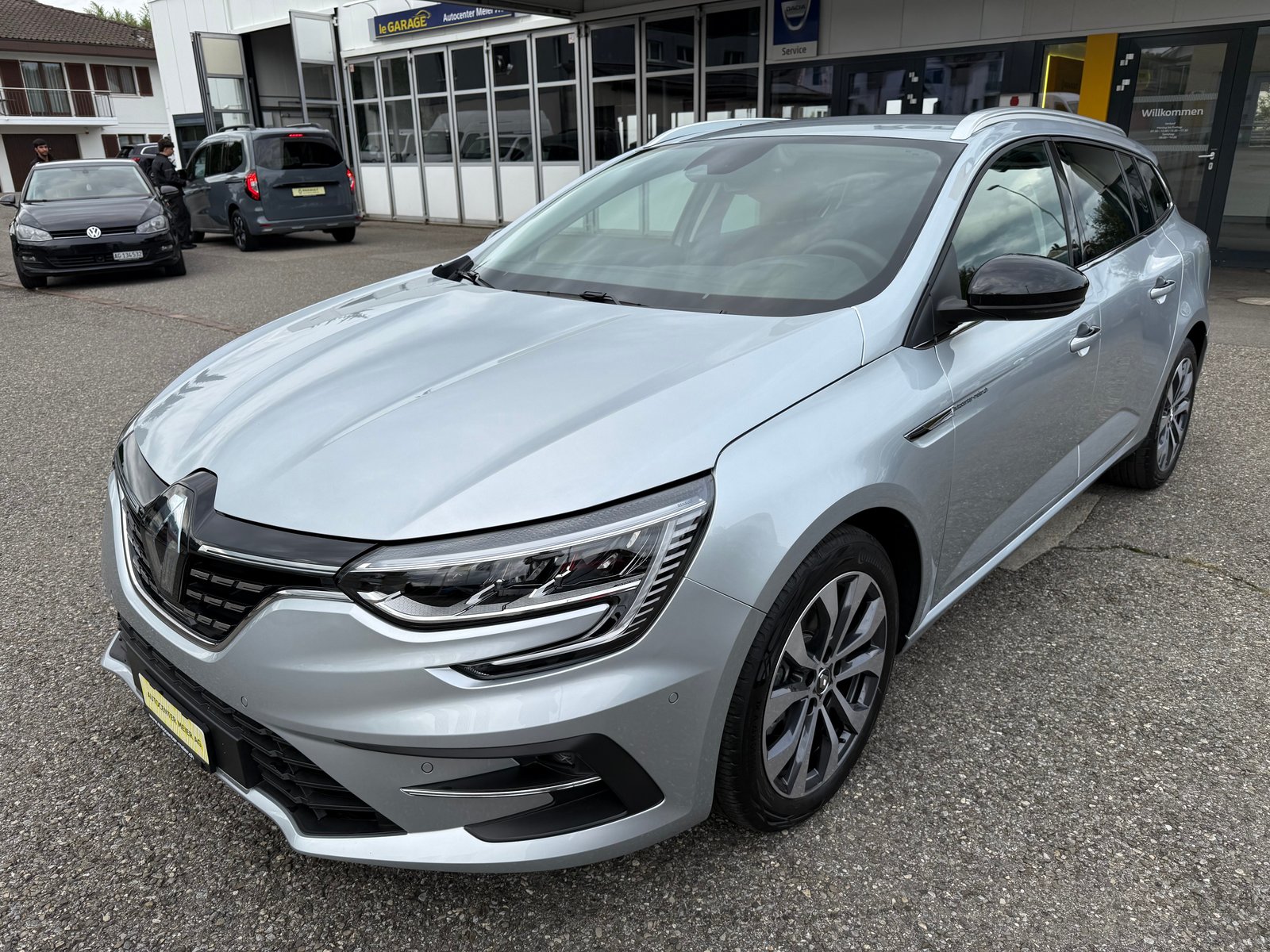 RENAULT Mégane Grandtour 1.3 16V Turbo Techno EDC, Petrol, New car, Automatic - 2