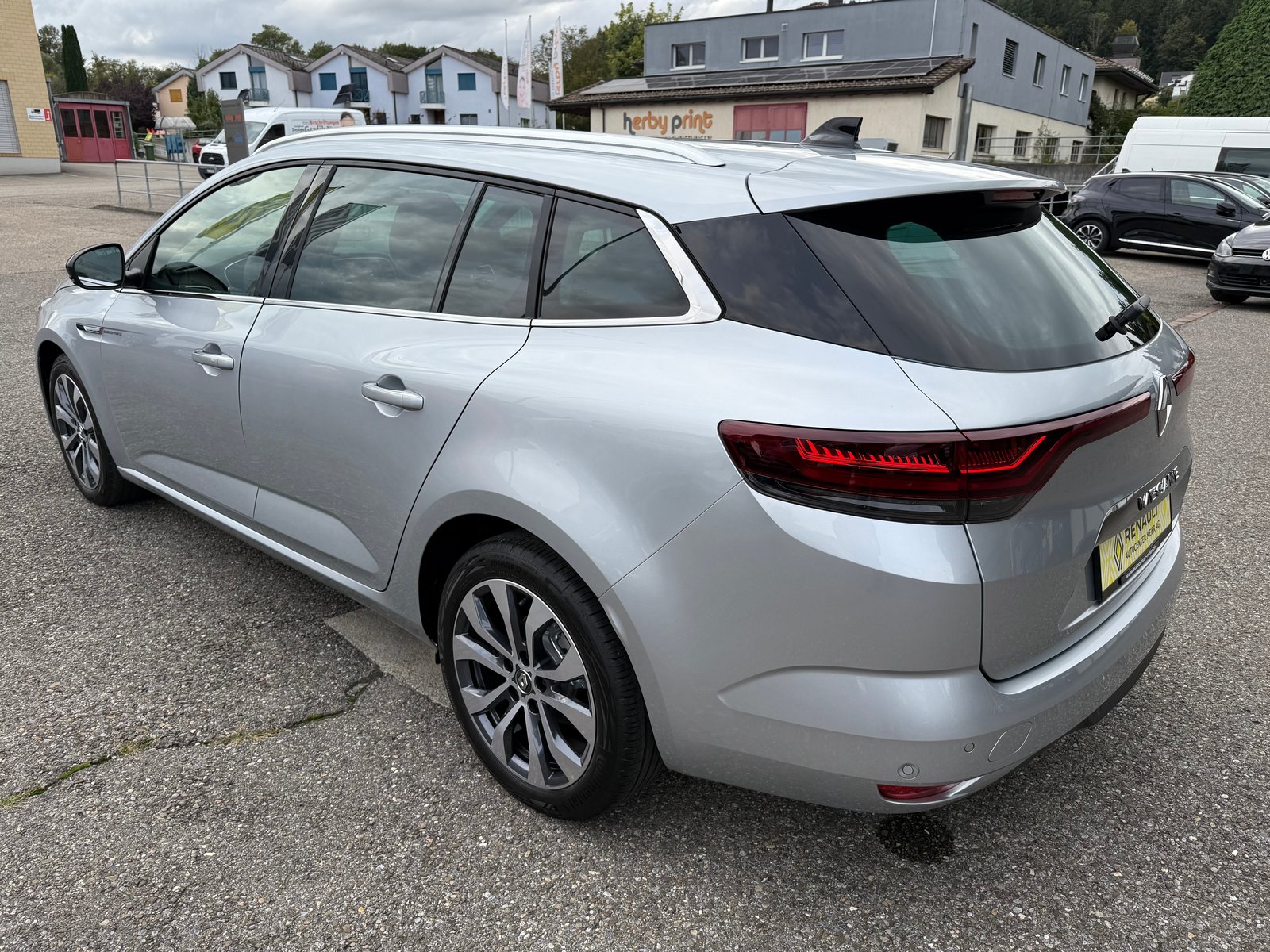 RENAULT Mégane Grandtour 1.3 16V Turbo Techno EDC, Petrol, New car, Automatic - 4