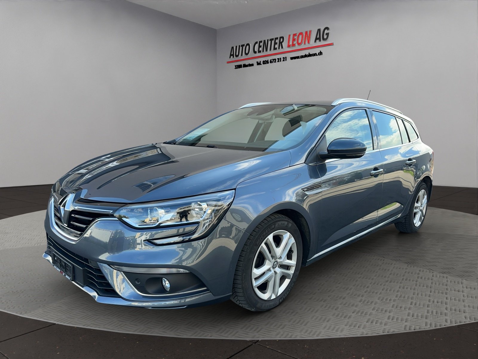 RENAULT Mégane Grandtour 1.2 16V Turbo Bose EDC