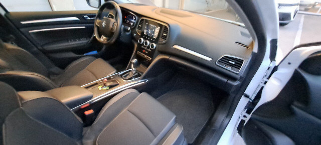 RENAULT Mégane 1.6 E-Tech Intens, Hybride Intégral Essence/Électricité, Occasion / Utilisé, Automatique - 6