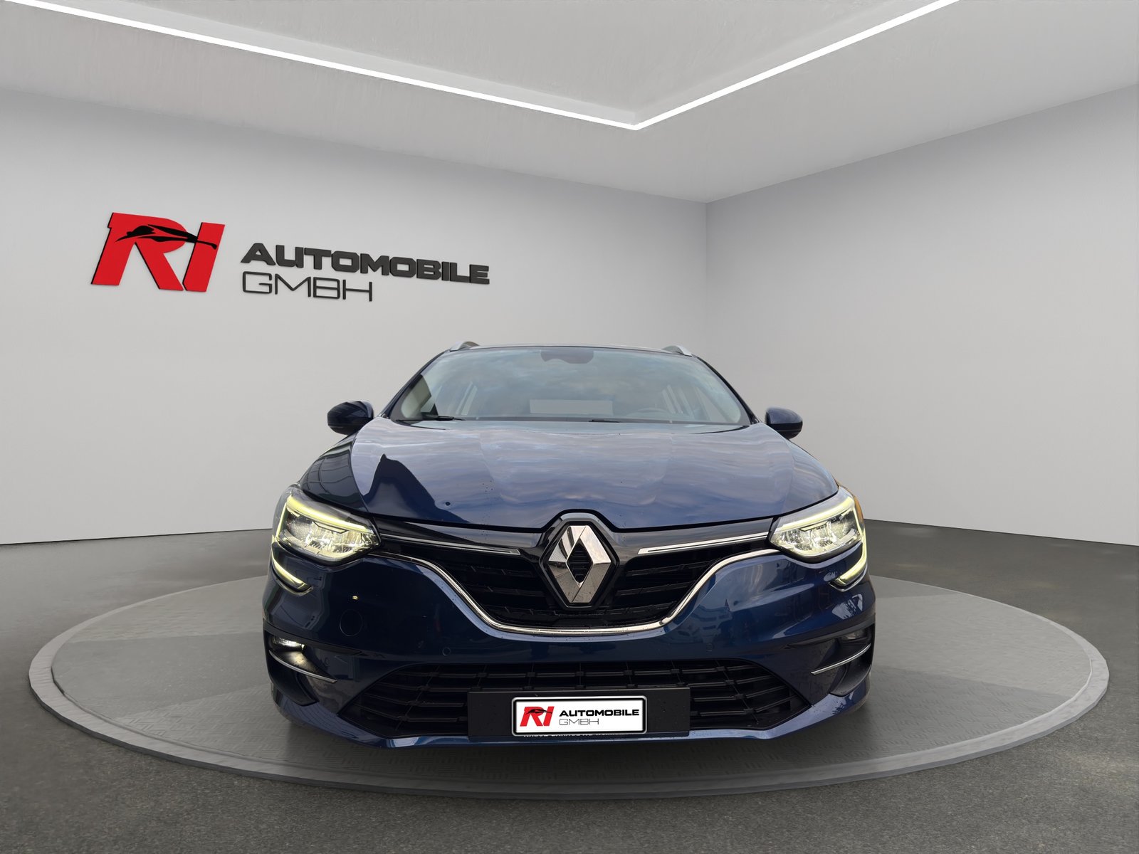 RENAULT Mégane Grandtour 1.5 dCi Intens EDC, Diesel, Second hand / Used, Automatic - 4