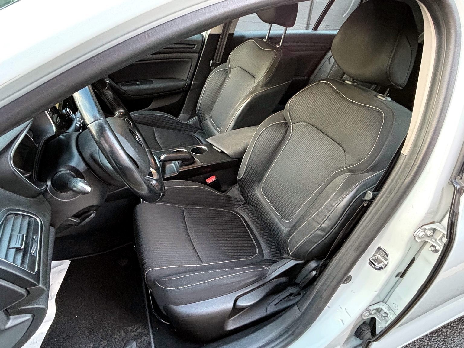 RENAULT Mégane Grabntour 1.5 dCi Business EDC, Diesel, Occasion / Gebraucht, Automatik - 6