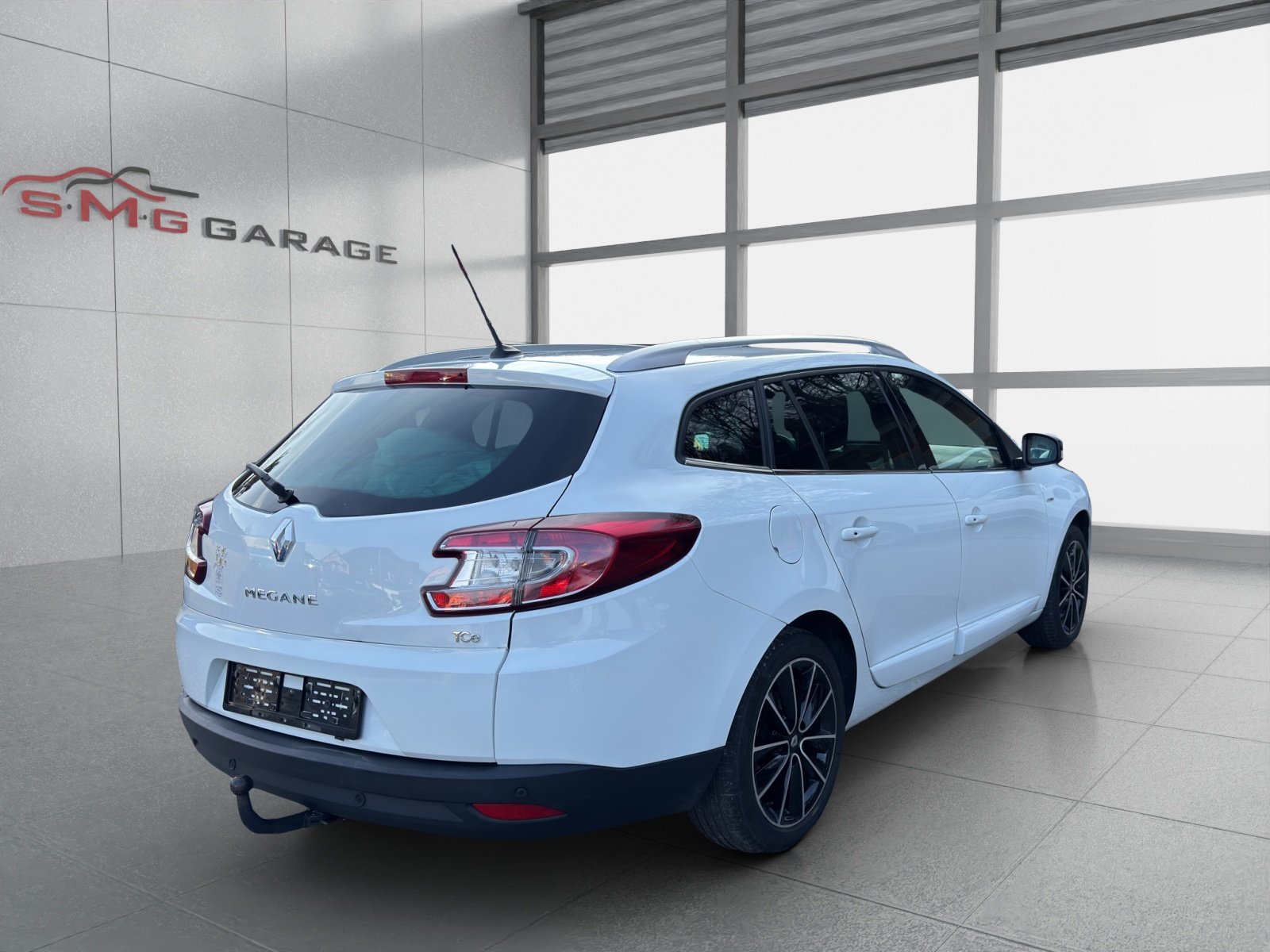 RENAULT Mégane Grandtour 1.2 16V Turbo Bose, Petrol, Second hand / Used, Manual - 5