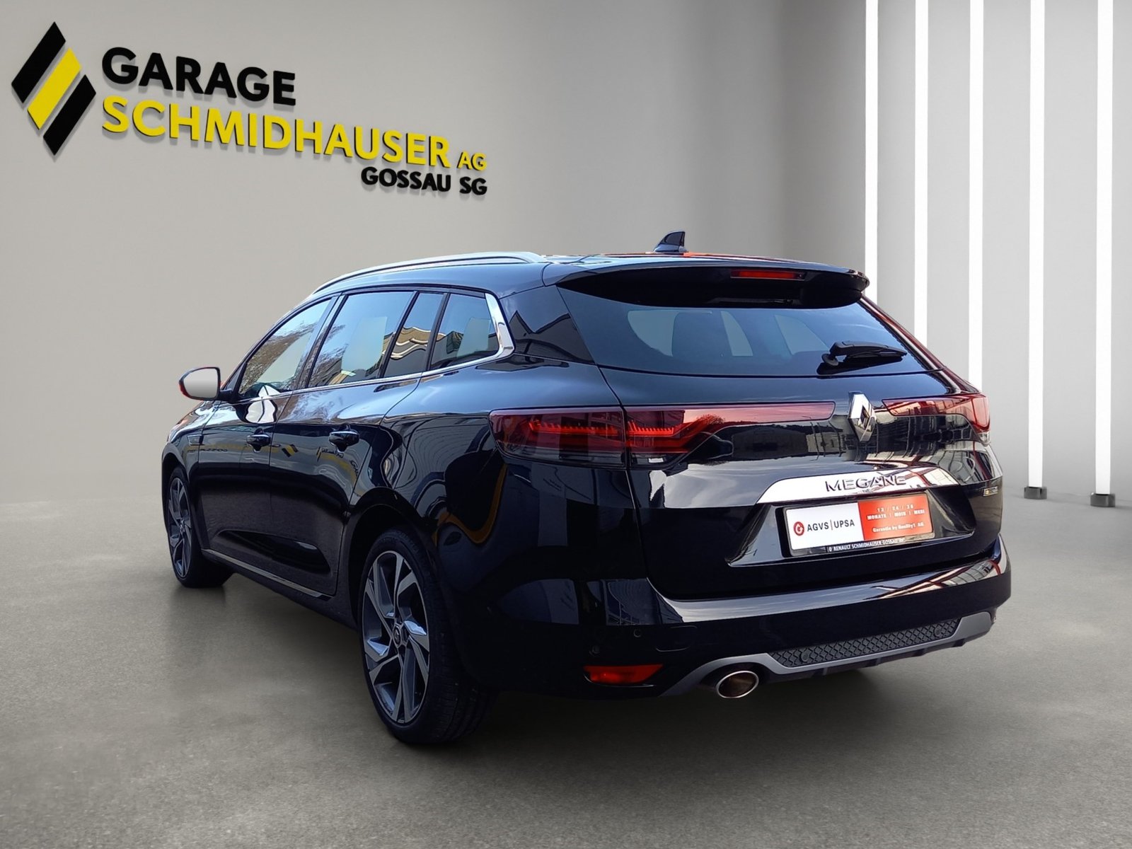RENAULT Mégane Grandtour 1.3 TCe 160 R.S. Line EDC, Petrol, Second hand / Used, Automatic - 2