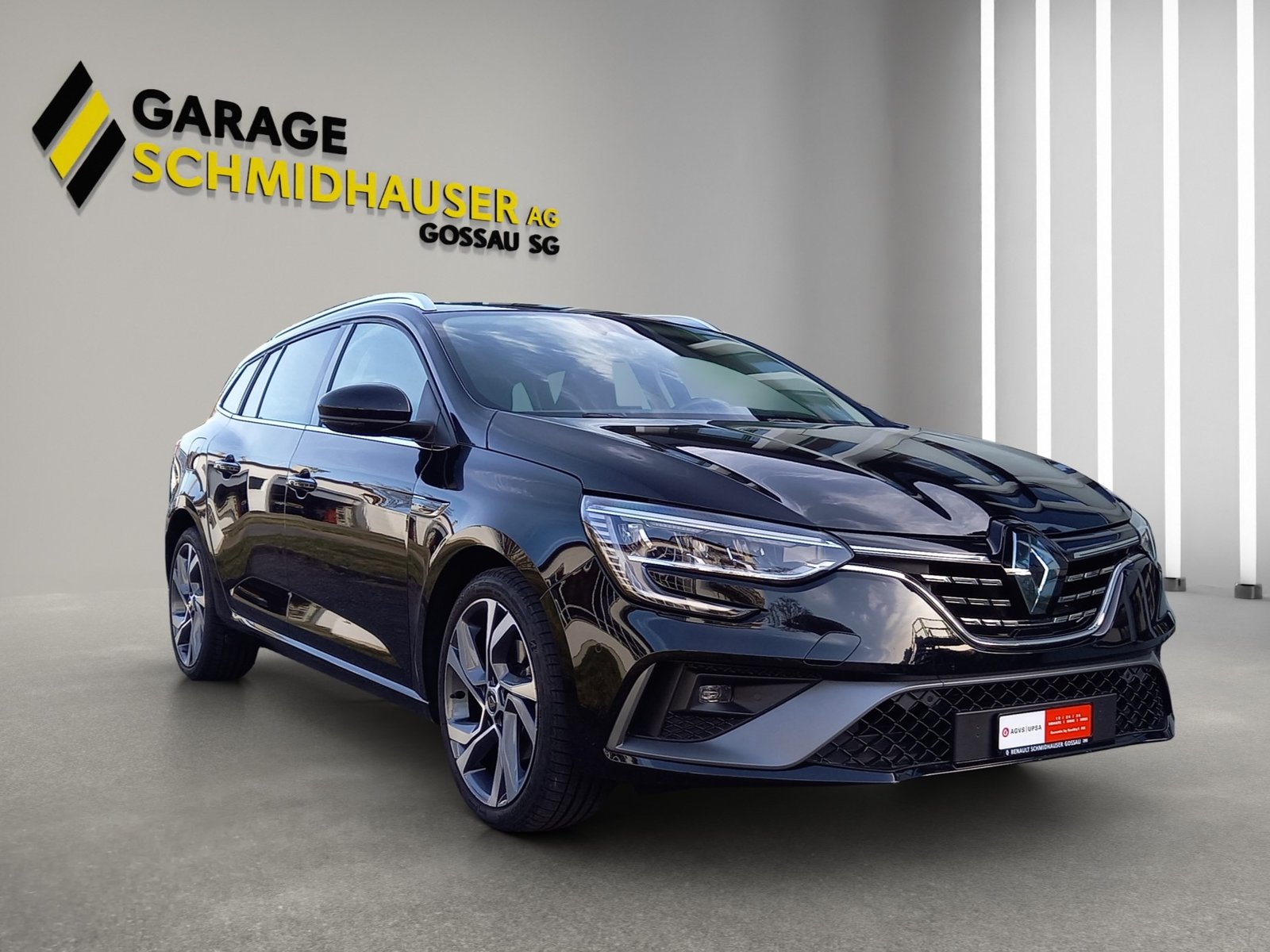 RENAULT Mégane Grandtour 1.3 TCe 160 R.S. Line EDC, Petrol, Second hand / Used, Automatic - 5