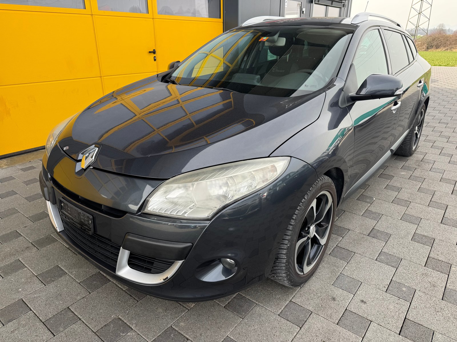 RENAULT Mégane Grandtour 1.4 16V Turbo Dynamique