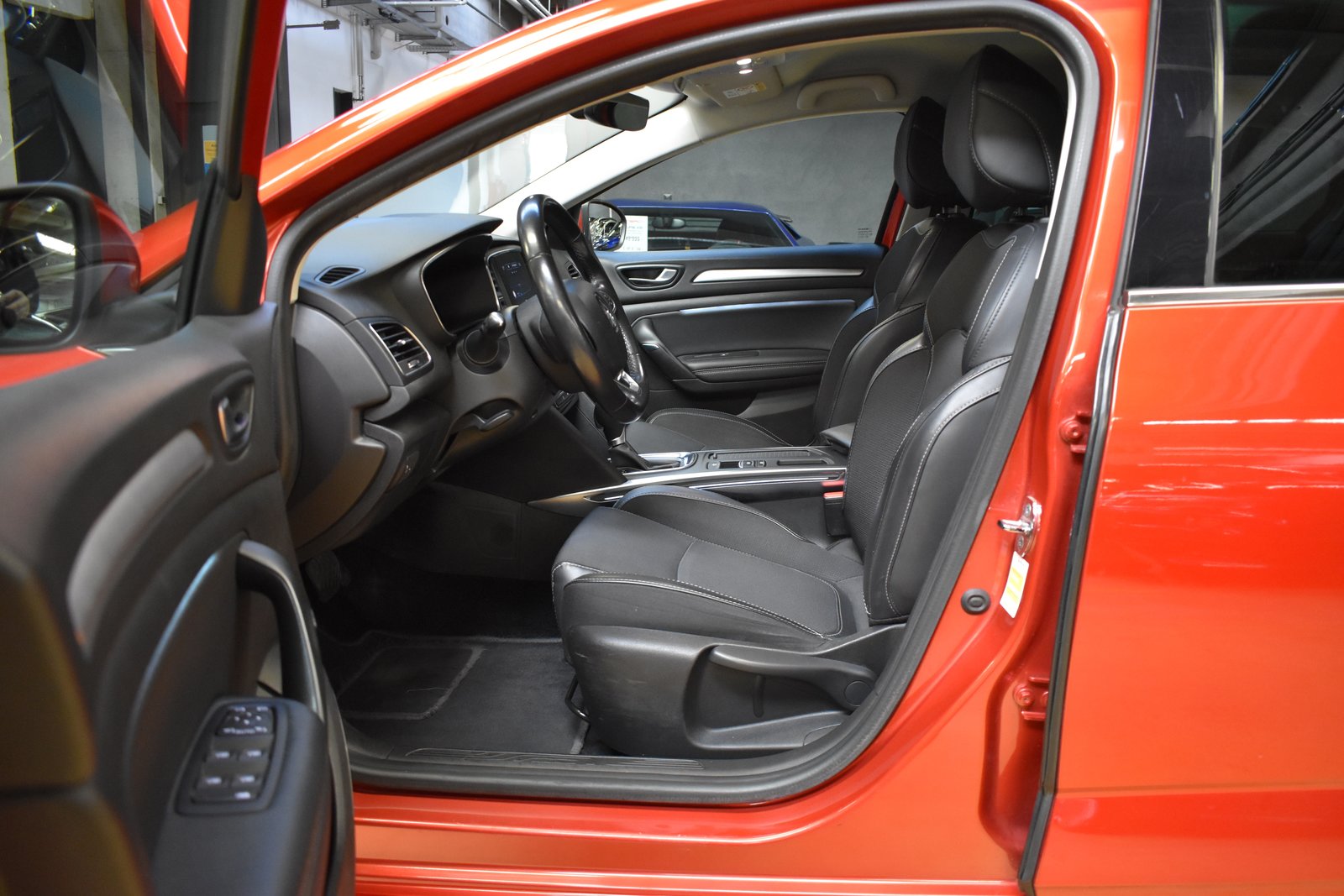 RENAULT Mégane Grandtour 1.5 dCi GT EDC Sports-Line - New M, Diesel, Occasion / Utilisé, Automatique - 6